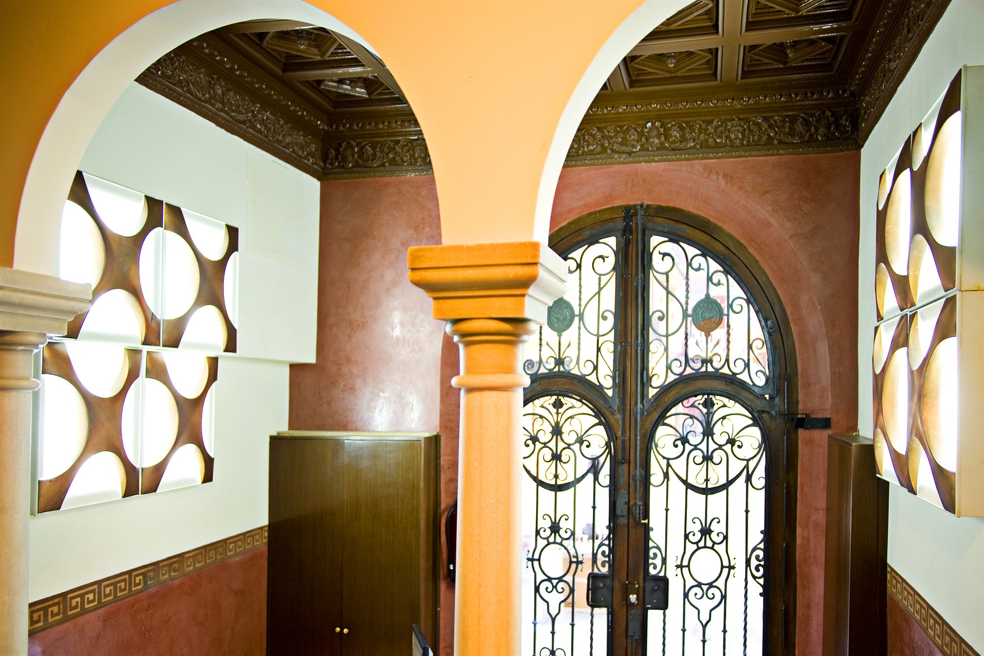 Фото Room Mate Leo Hotel