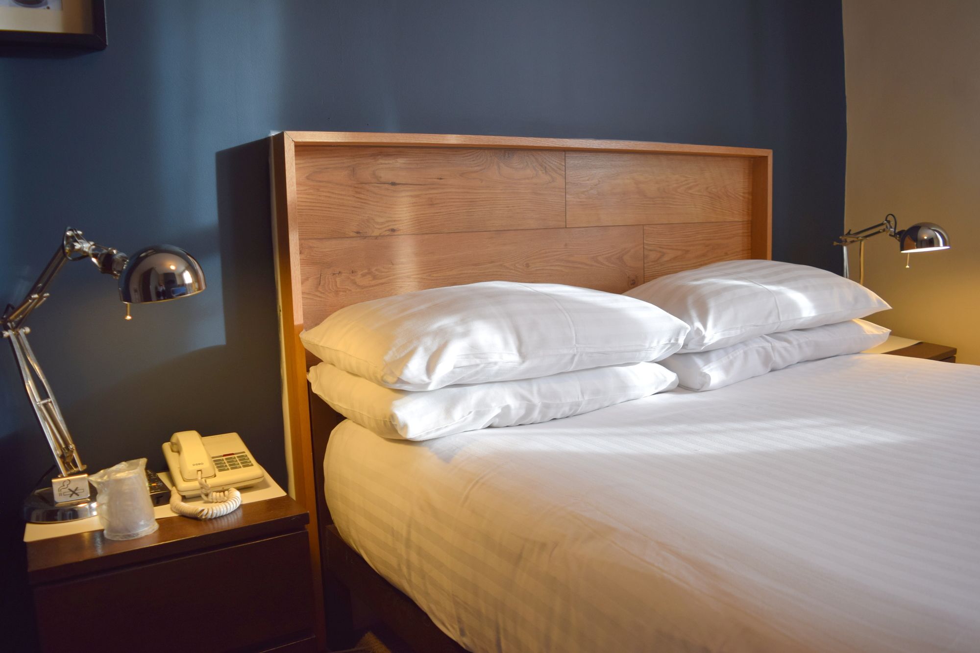 Фото Griffin House Hotel