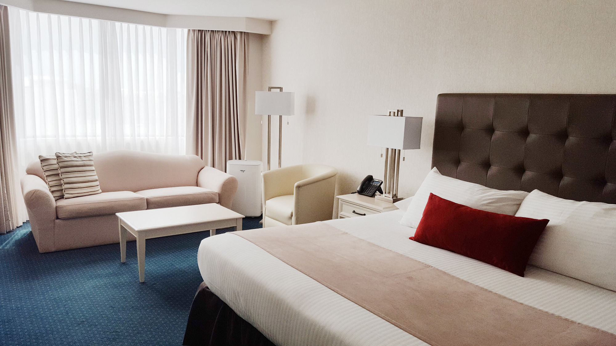 Фото Taormina Hotel and Casino