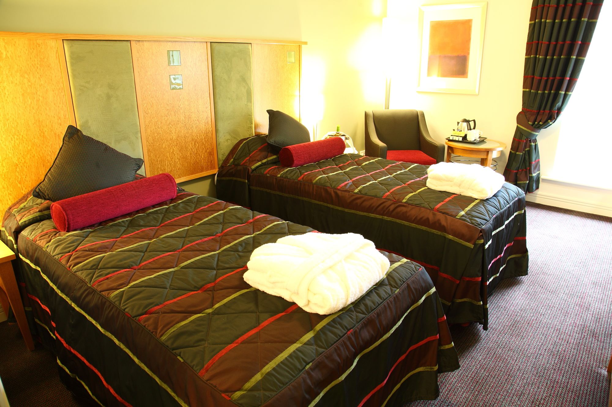 Фото Eastwood Hall