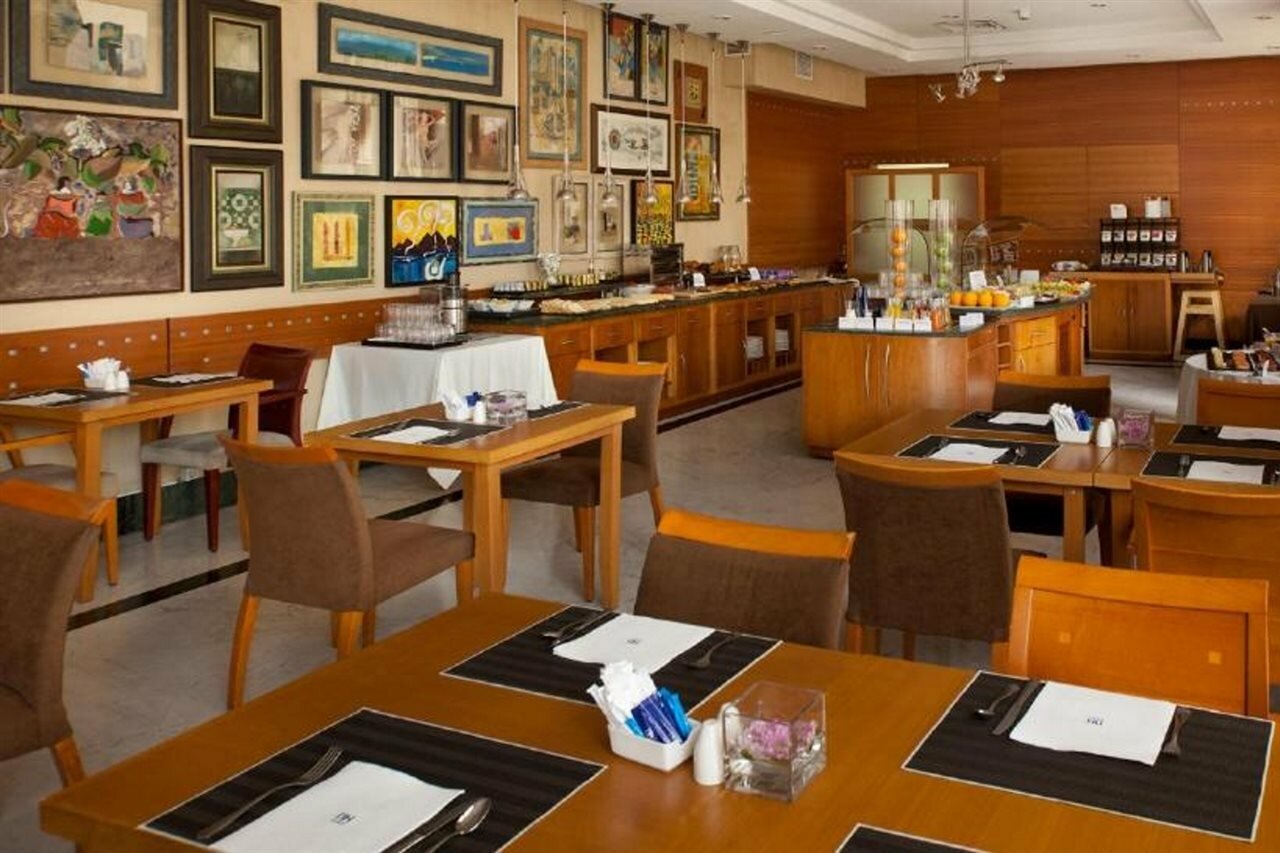 Фото Occidental Sevilla Viapol