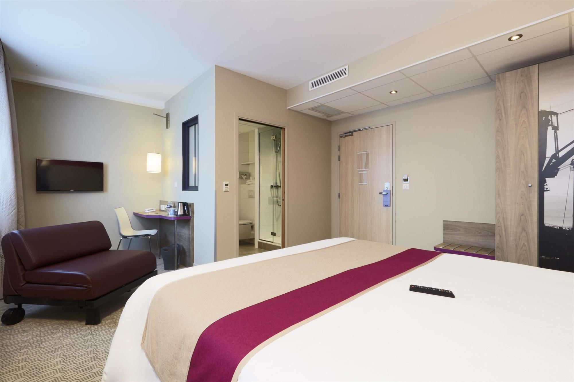 Фото Kyriad Prestige Saint-Malo