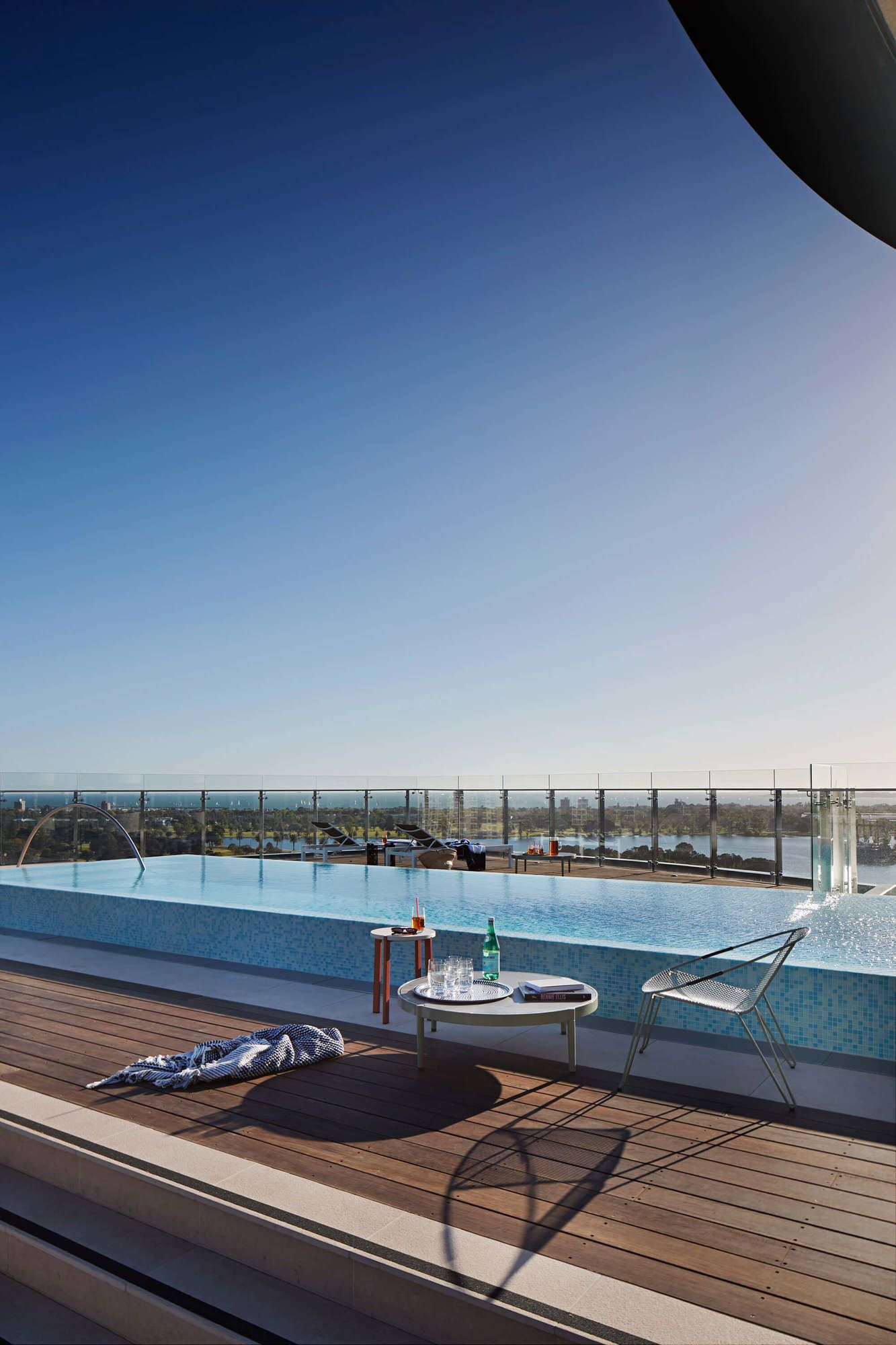 Фото Tyrian Serviced Apartments - Albert Park Lake