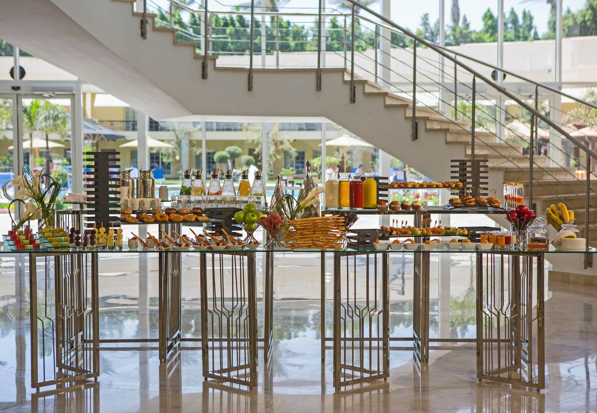 Фото Renaissance Cairo Mirage City Hotel