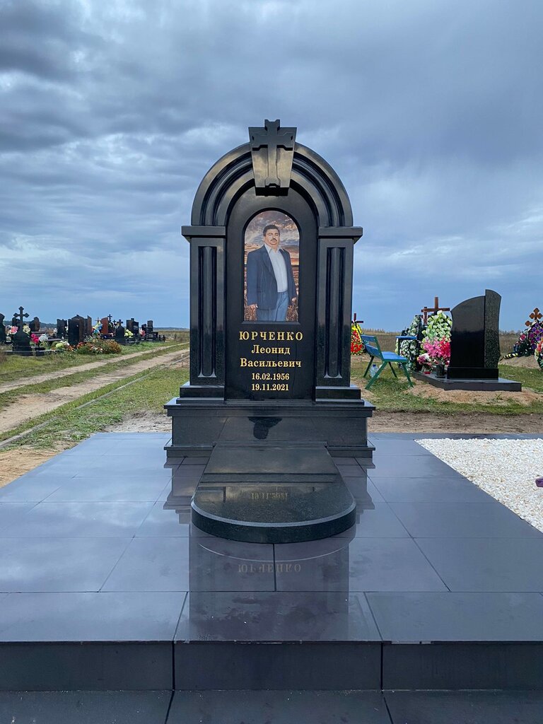 Изготовление памятников и надгробий Гранитный Дом, Брест, фото