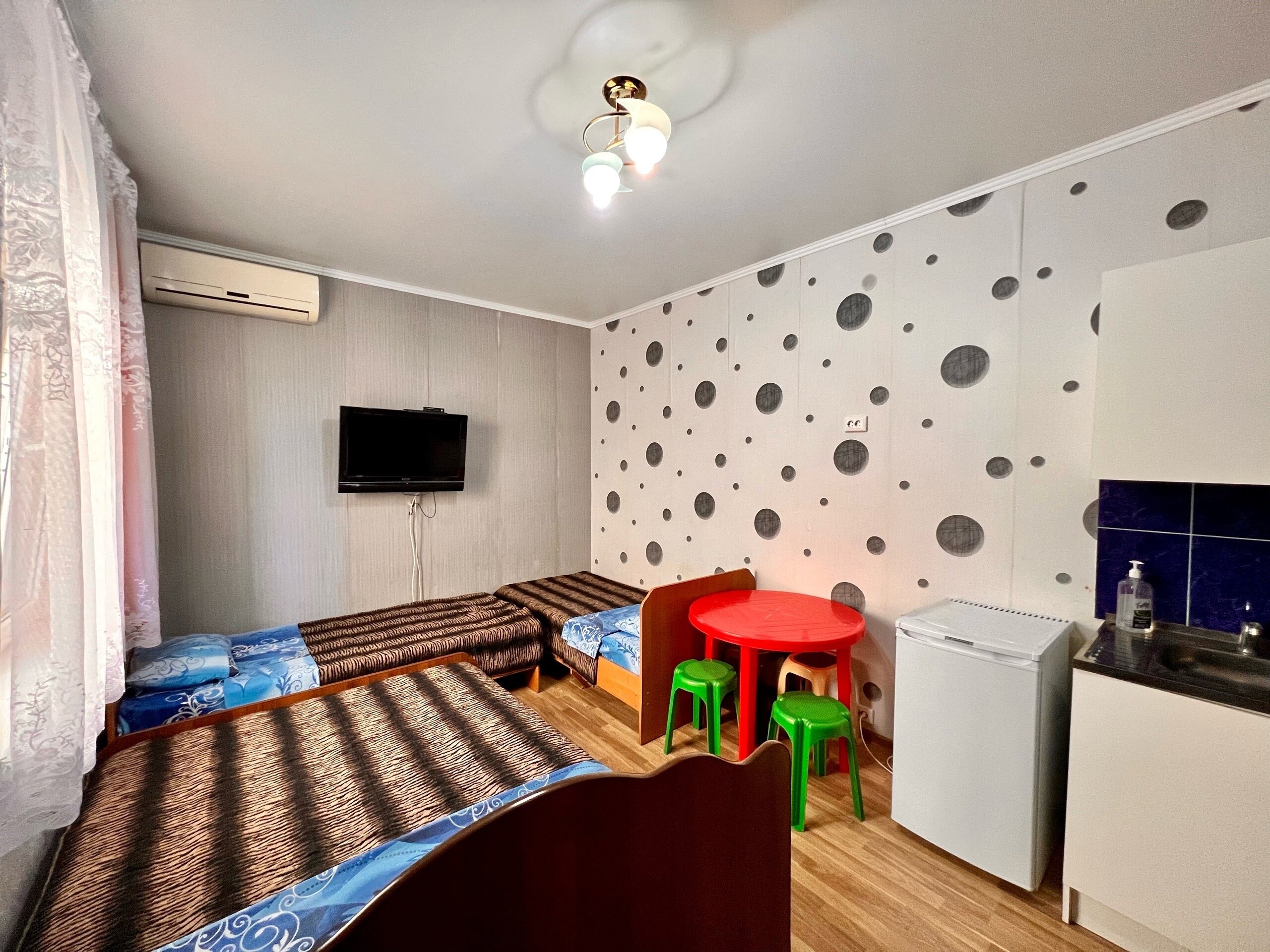 Фото Светлый