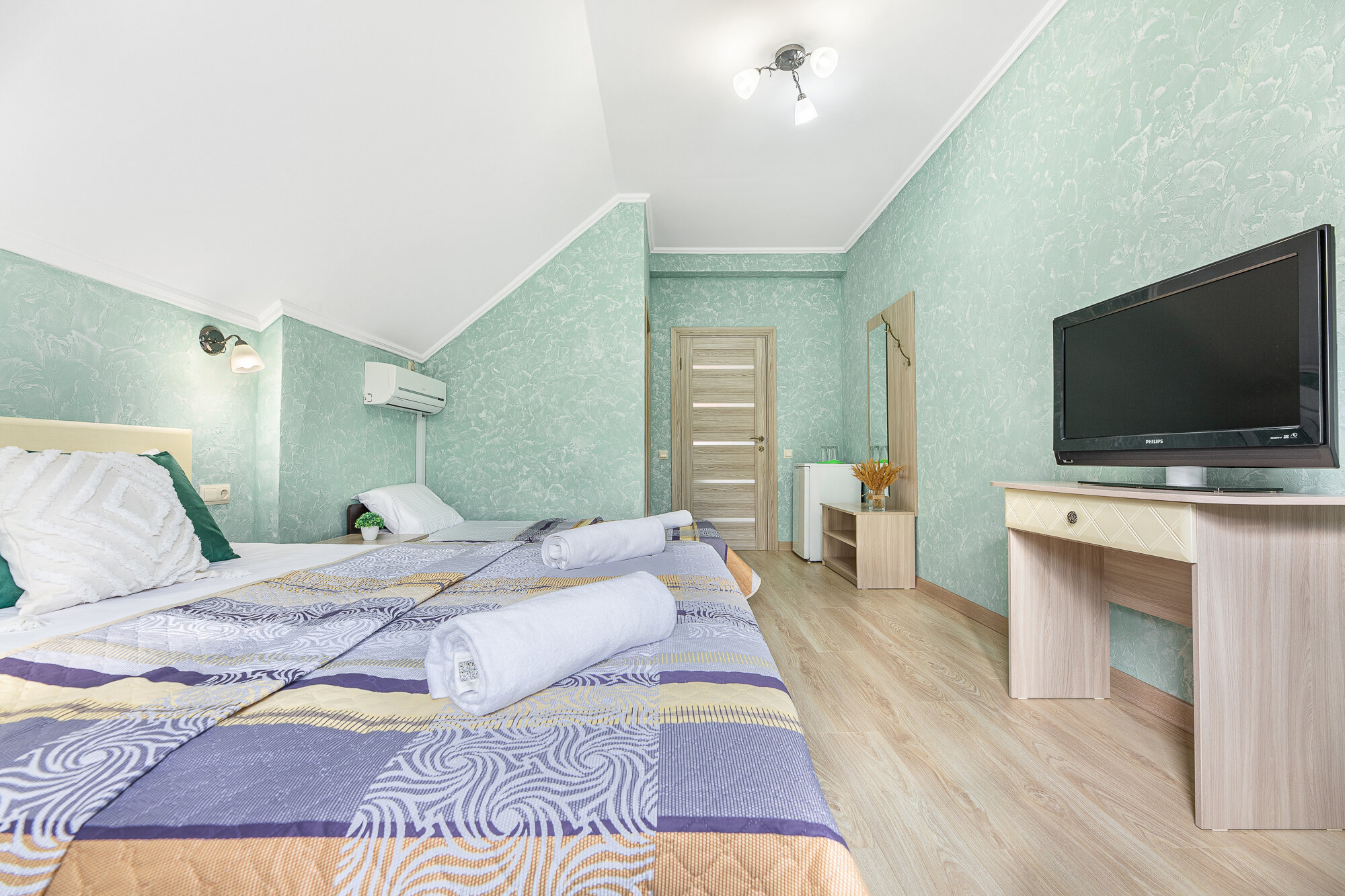 Фото Дворик на Владимирской