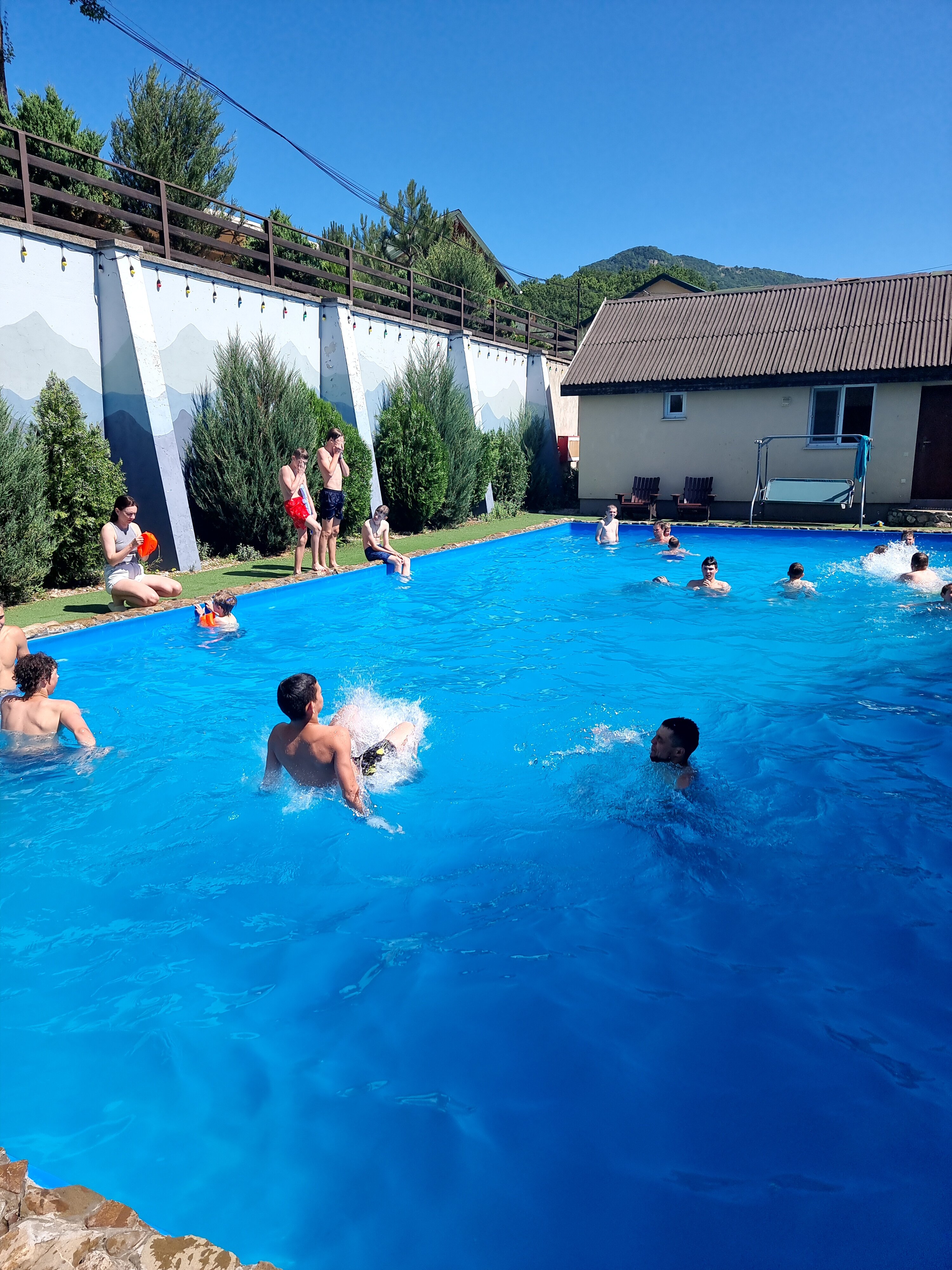 Фото отеля 2