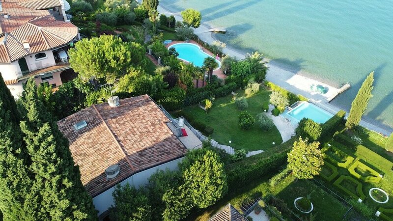 Гостиница Villa Lydia