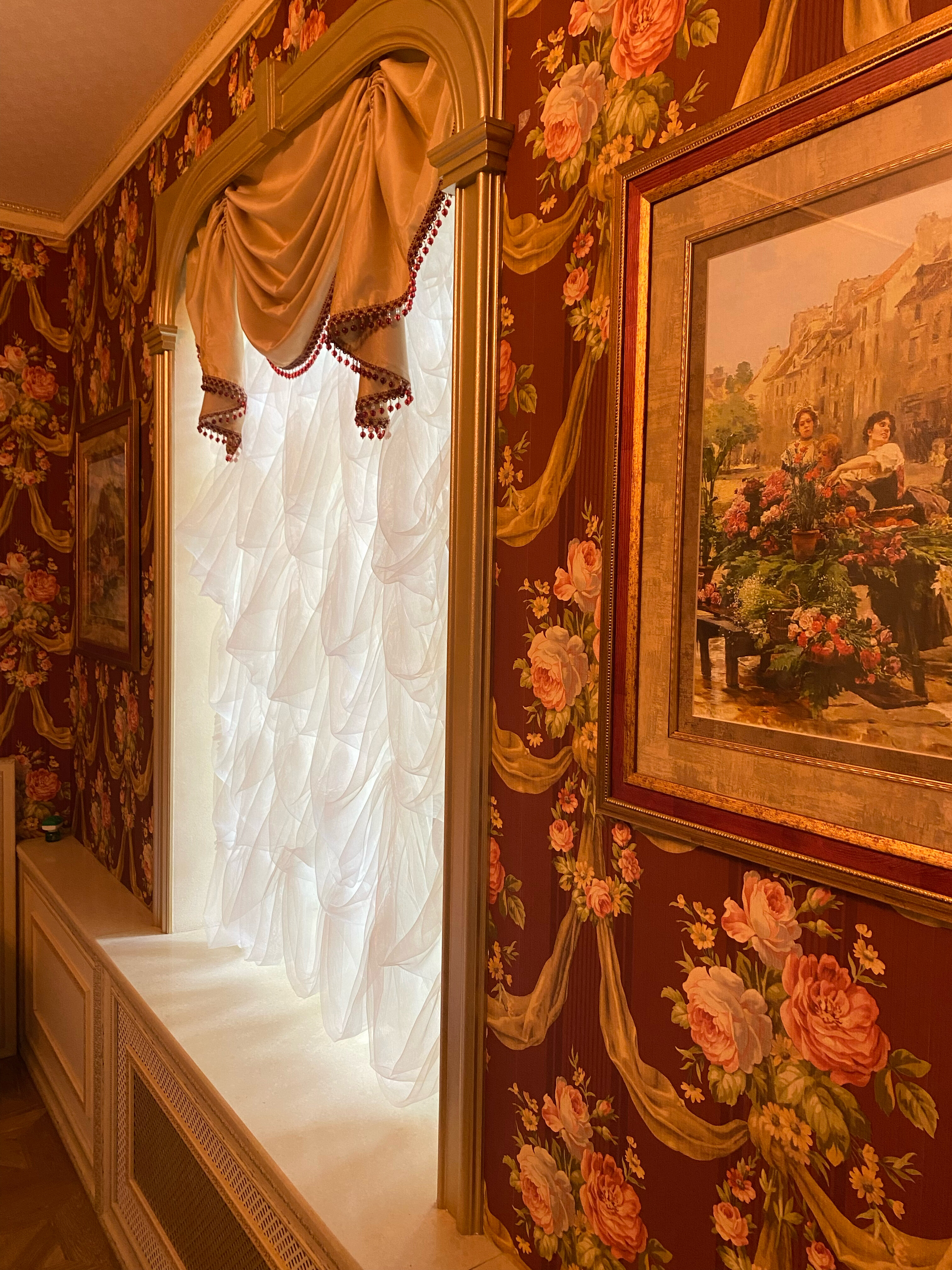 Фото Капитель