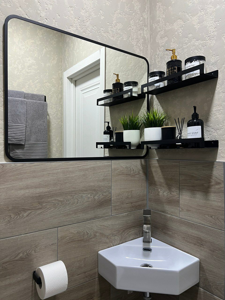 Фото Студия в частном доме в Выселках