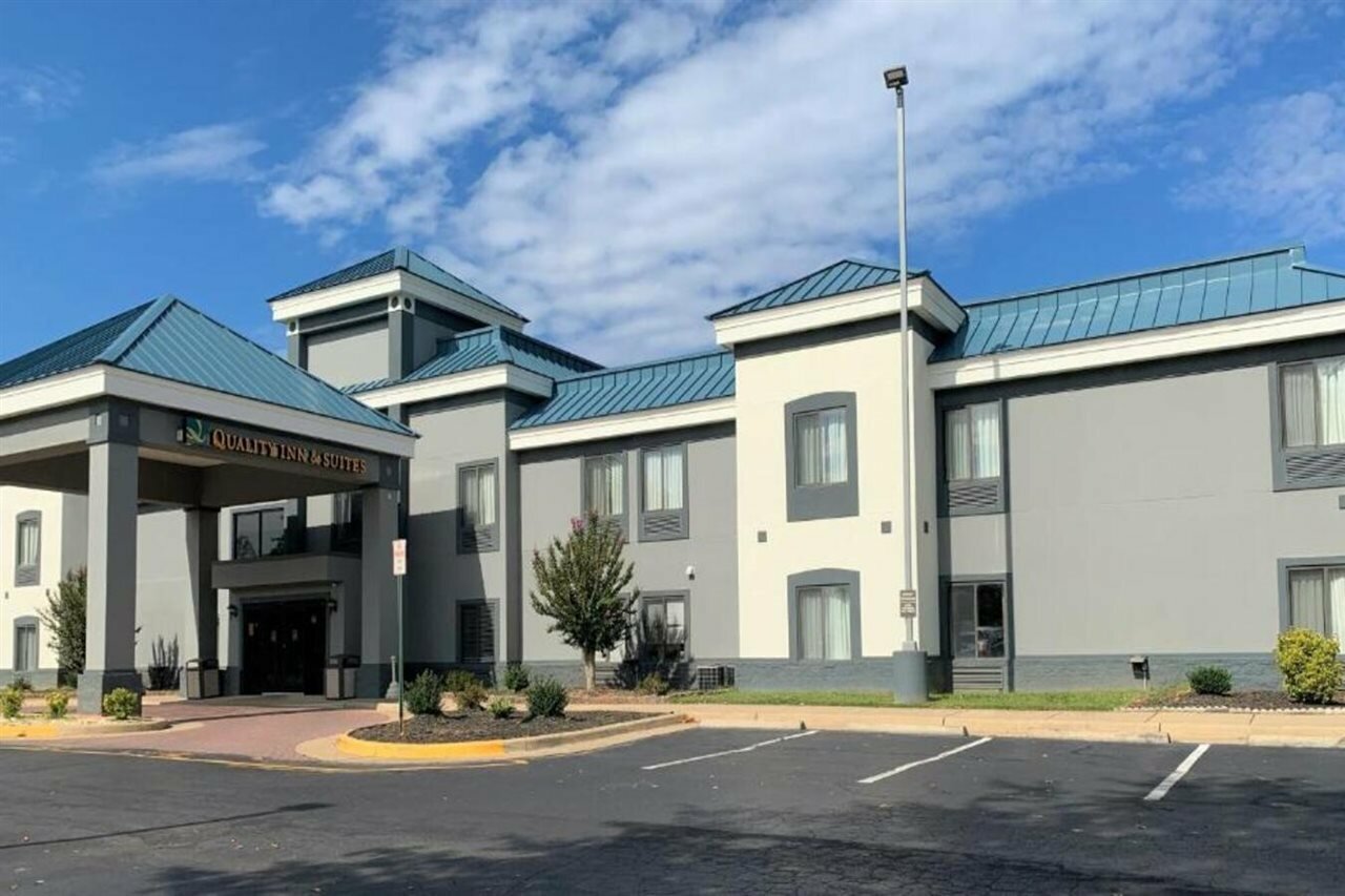 Фото Quality Inn and Suites