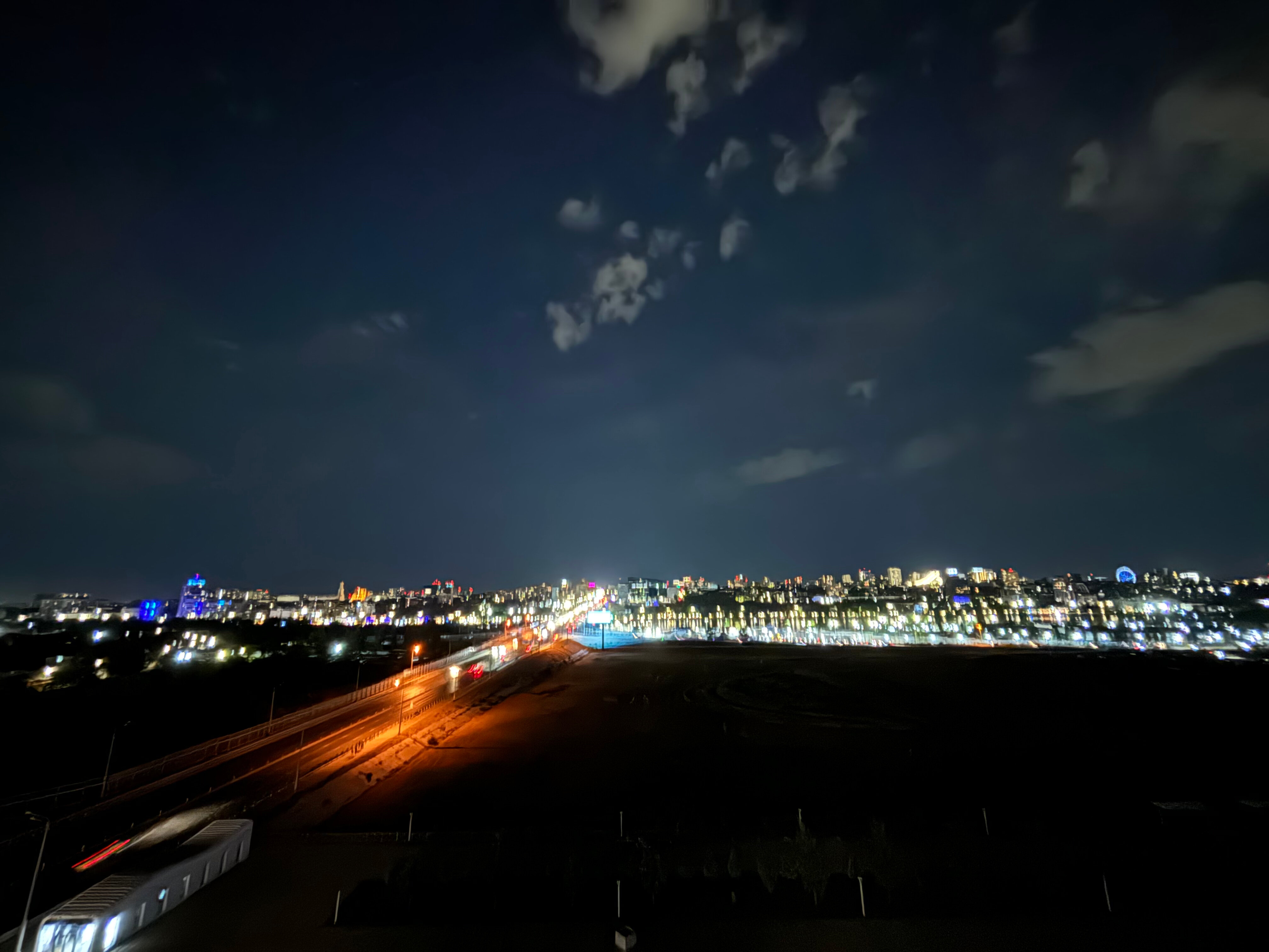 Фото Кортъярд