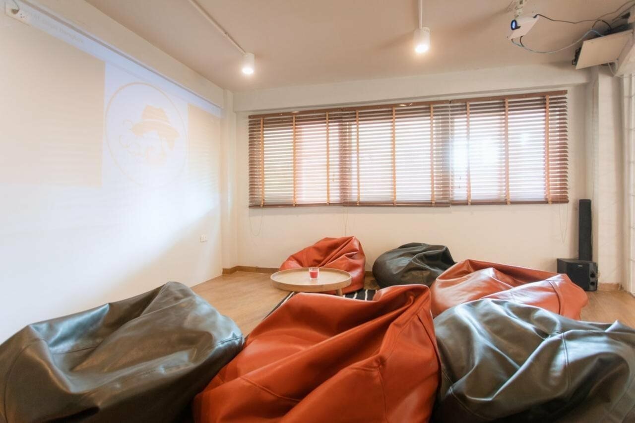 Фото Hotel Papa Bangkok Siriraj