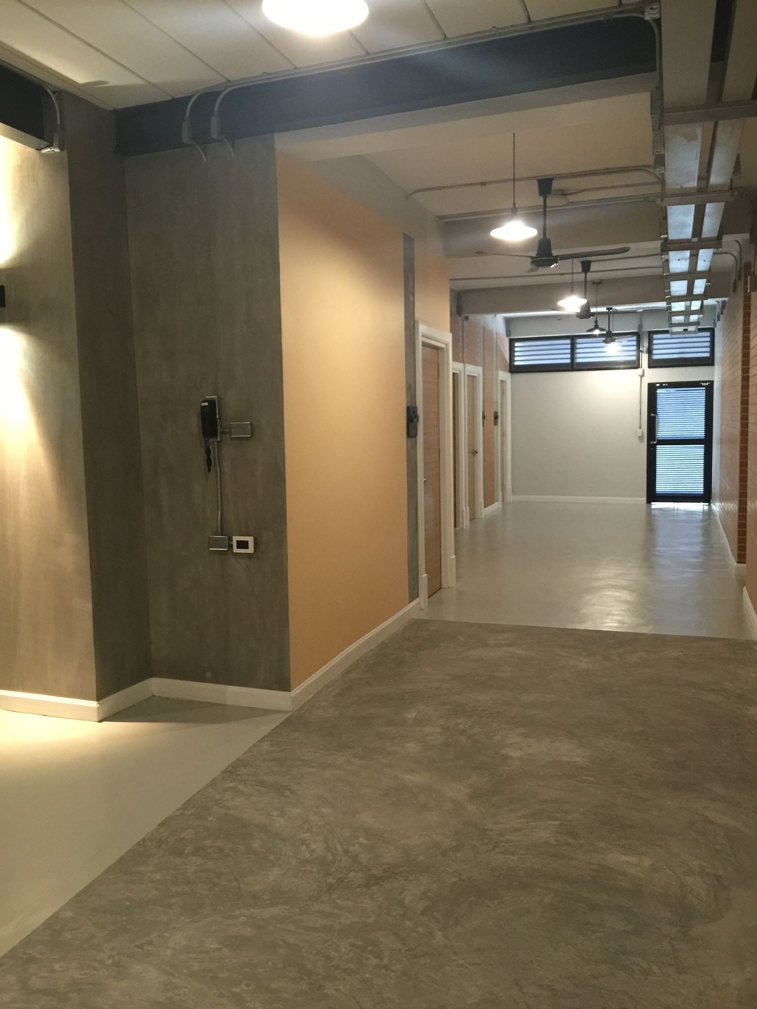 Фото Bed@Town Hostel