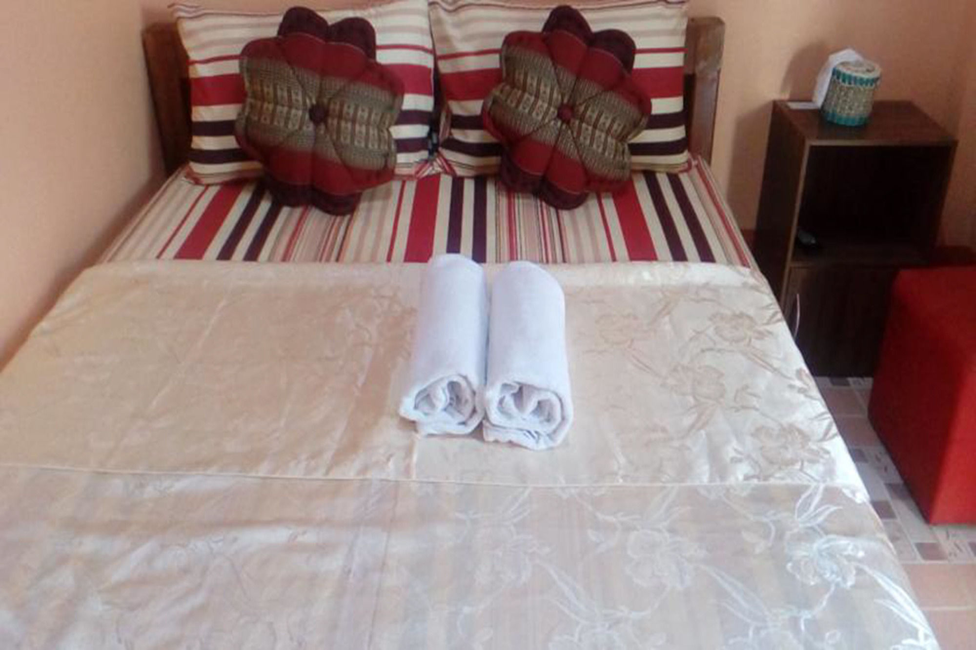 Фото Yotin Guest House