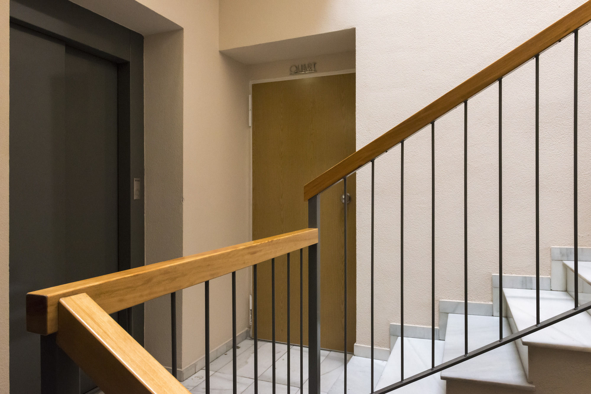 Фото Four Petals Boutique Apartments