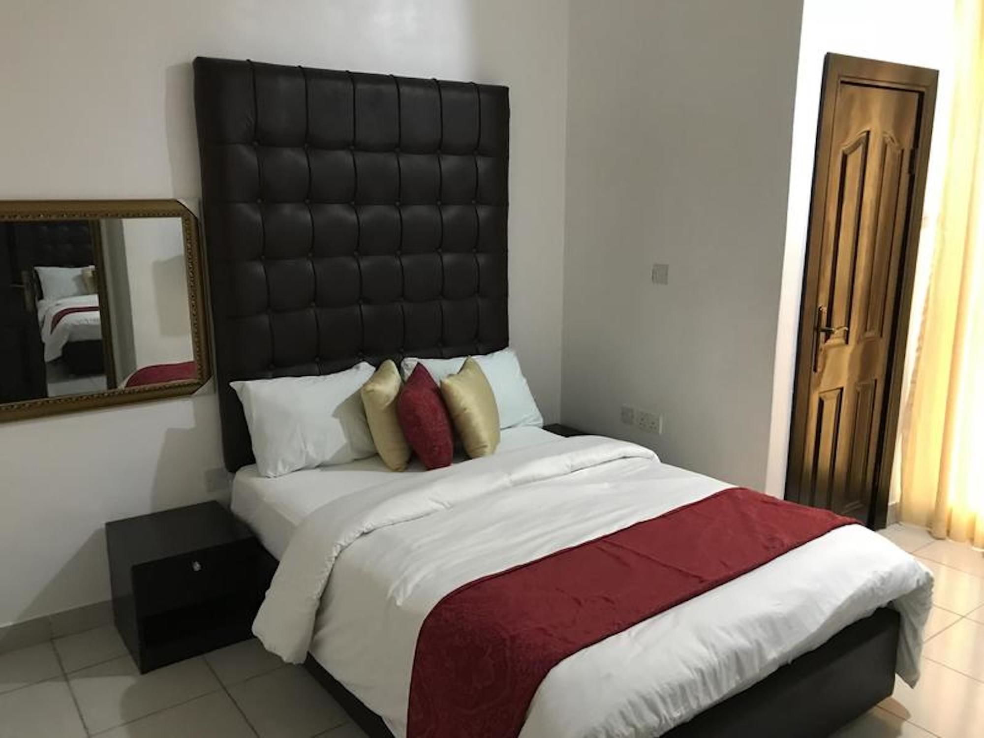 Фото H3 Luxury Cottage