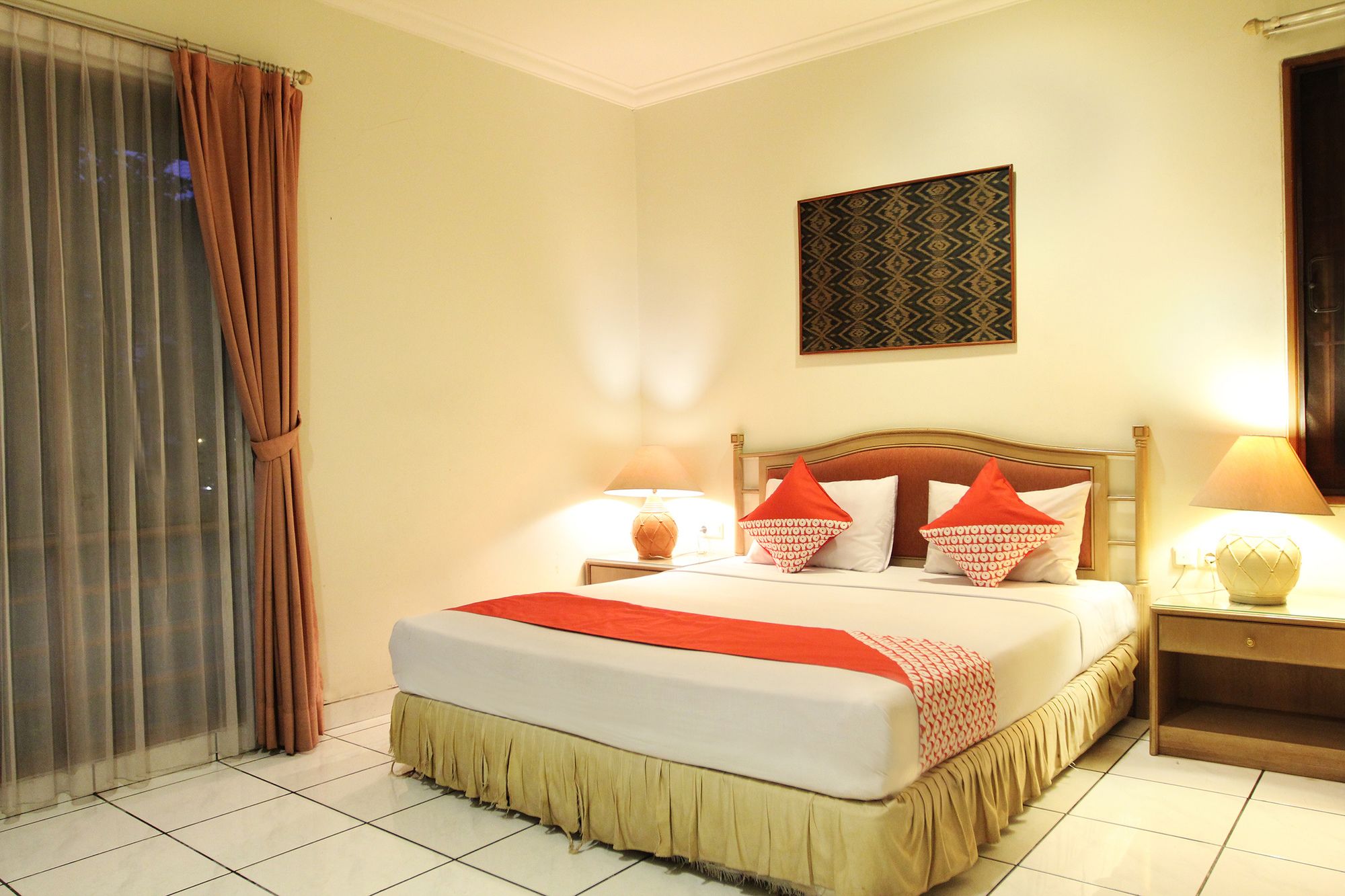 Фото Oyo 123 Puri Lotus