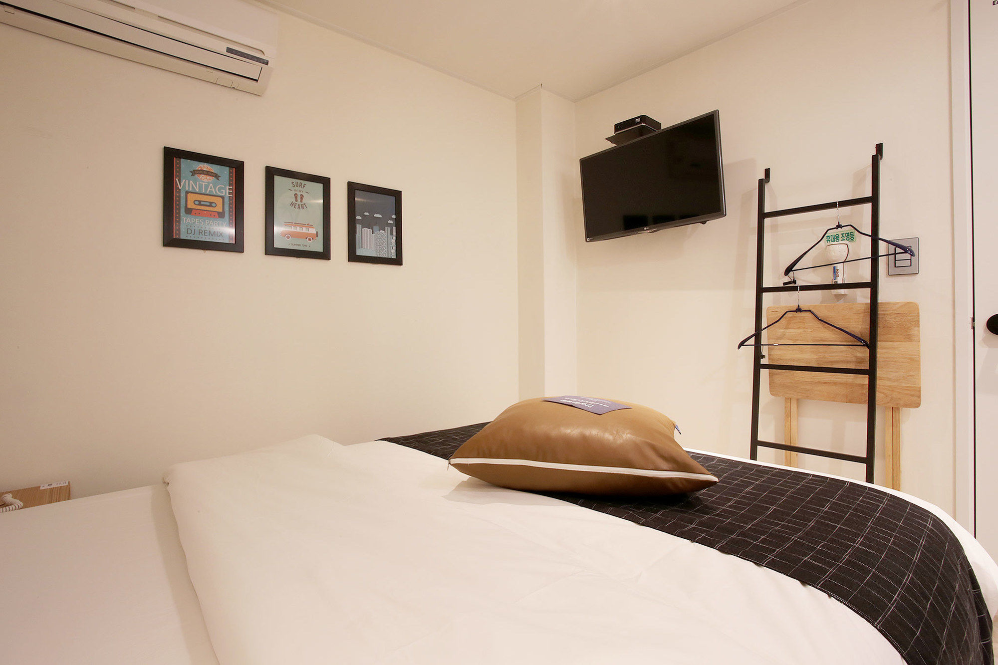 Фото Hotel Millhaus Shinchon