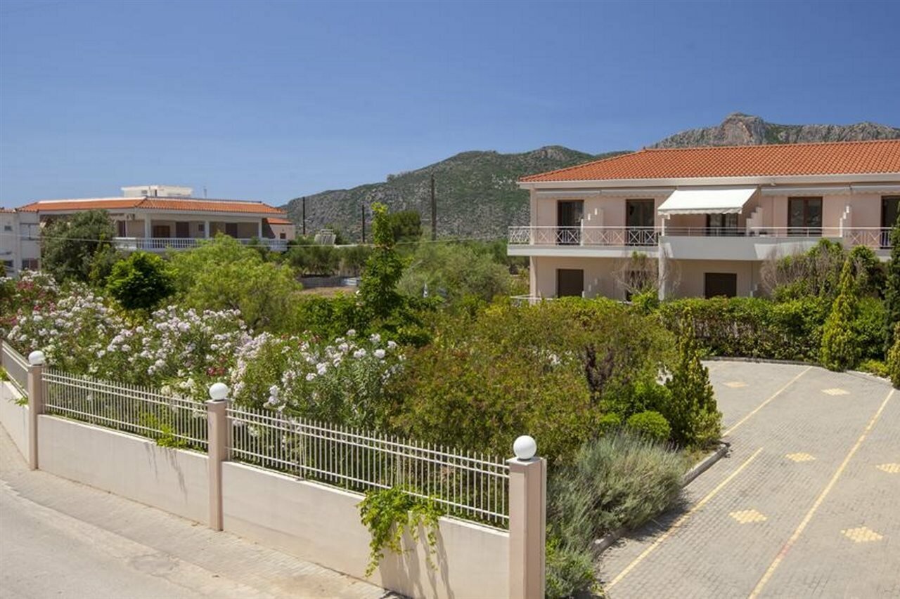 Фото Kyniska Hotel