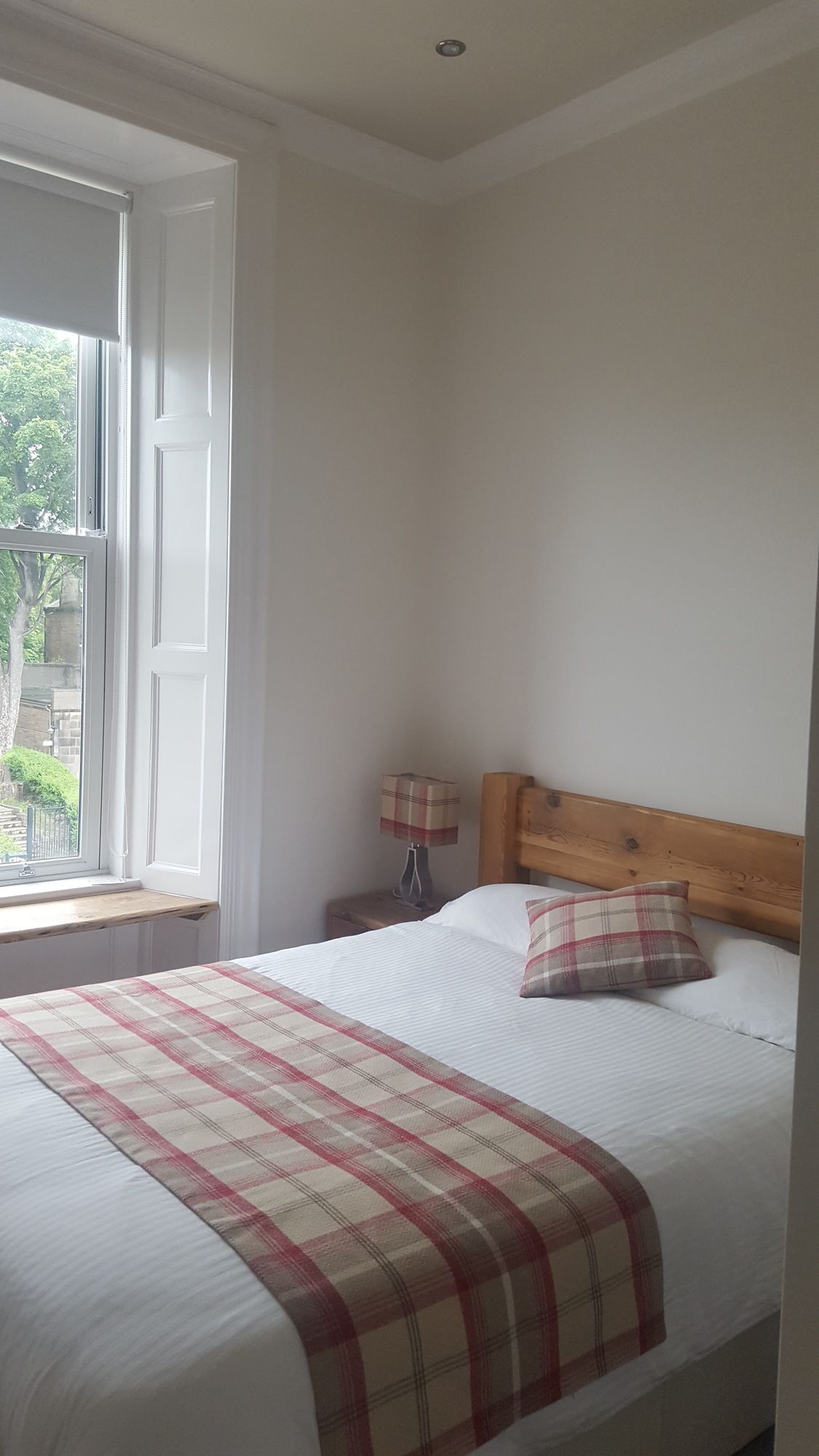 Фото 18 Craigmillar Park Guest House