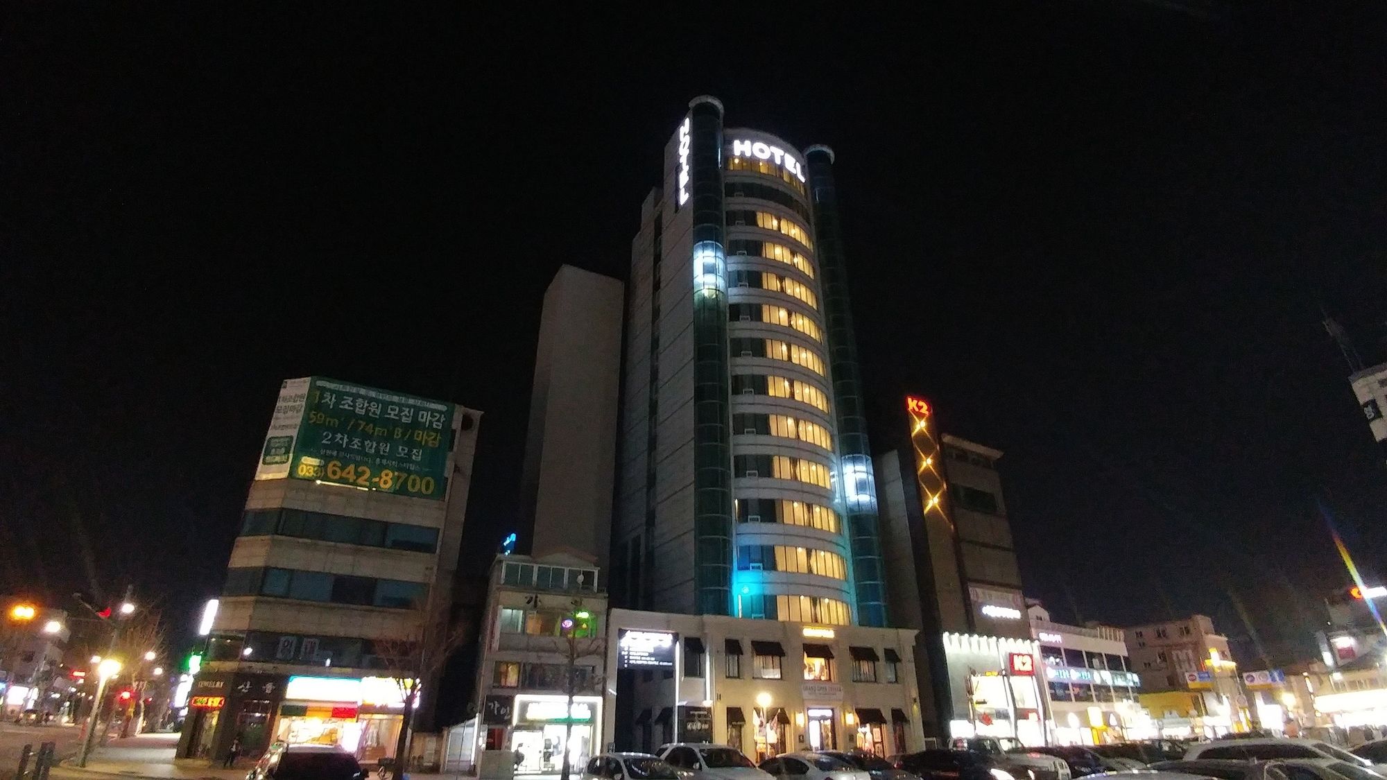 Фото Gangneung Tourist Hotel