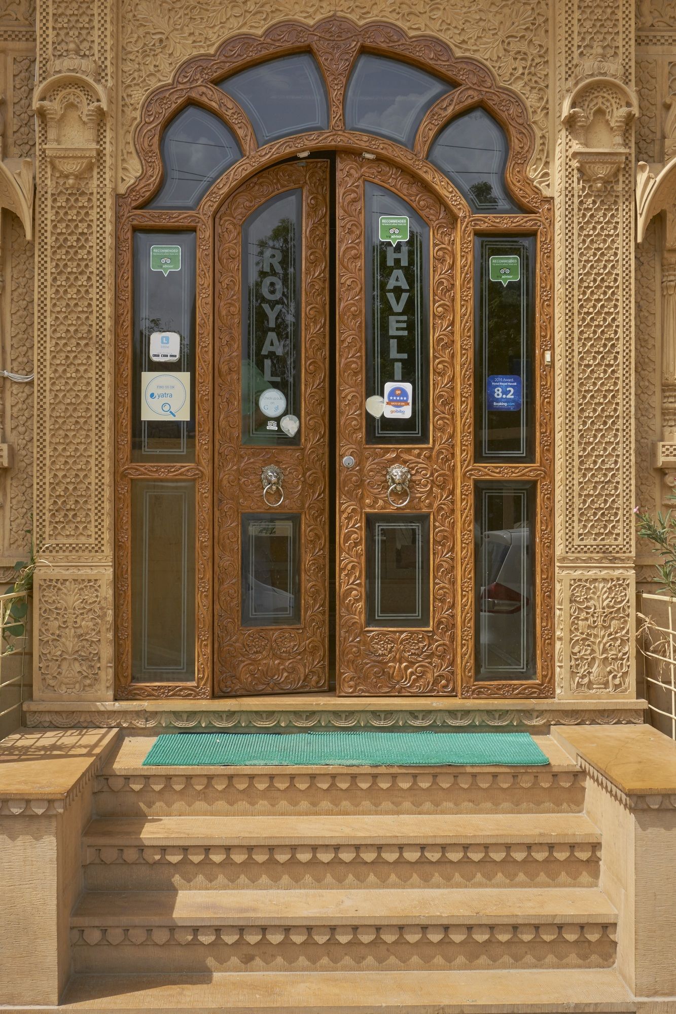 Фото Hotel Royal Haveli