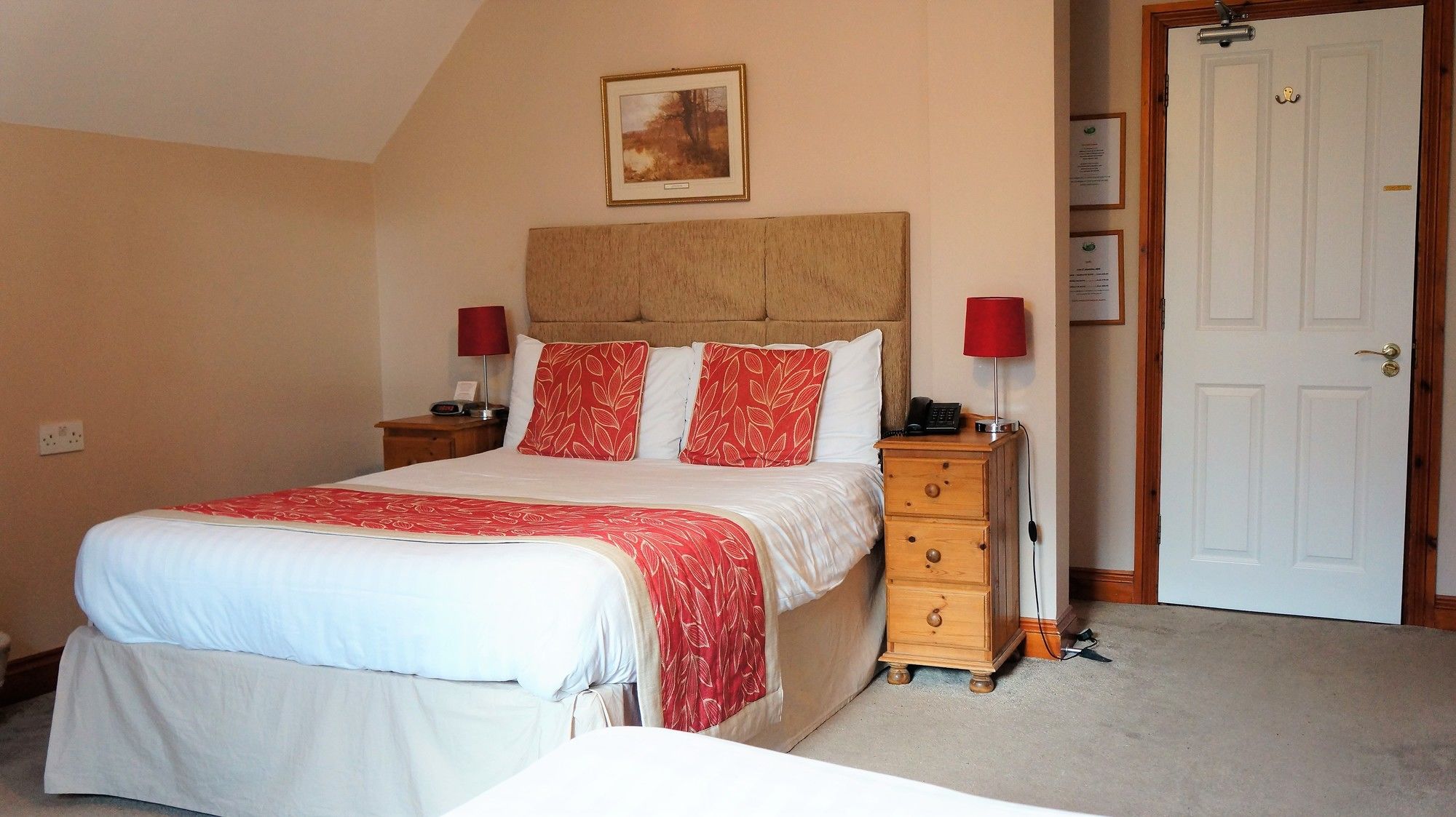 Фото The Lawn Guest House