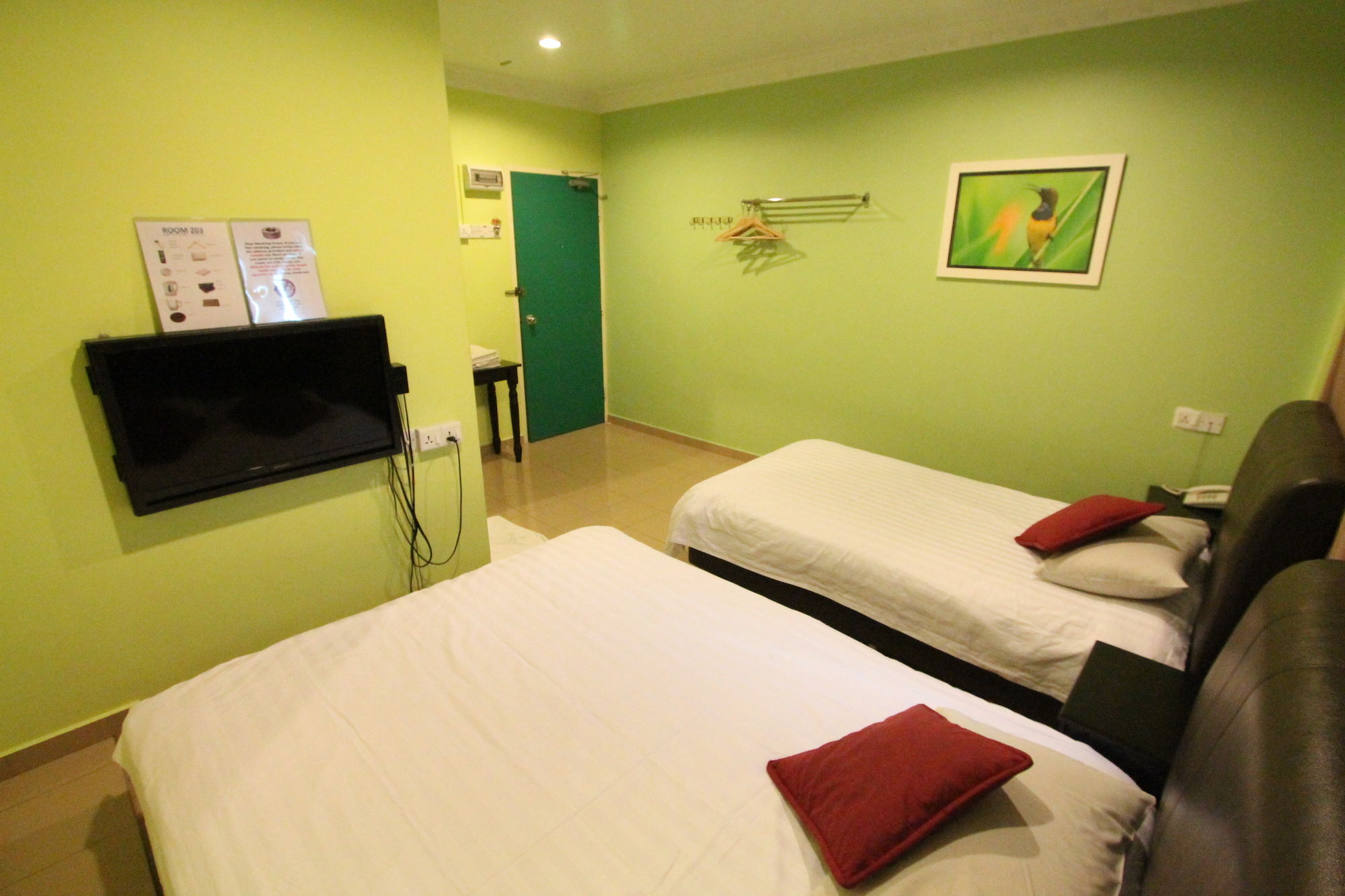 Фото Hotel Station 18