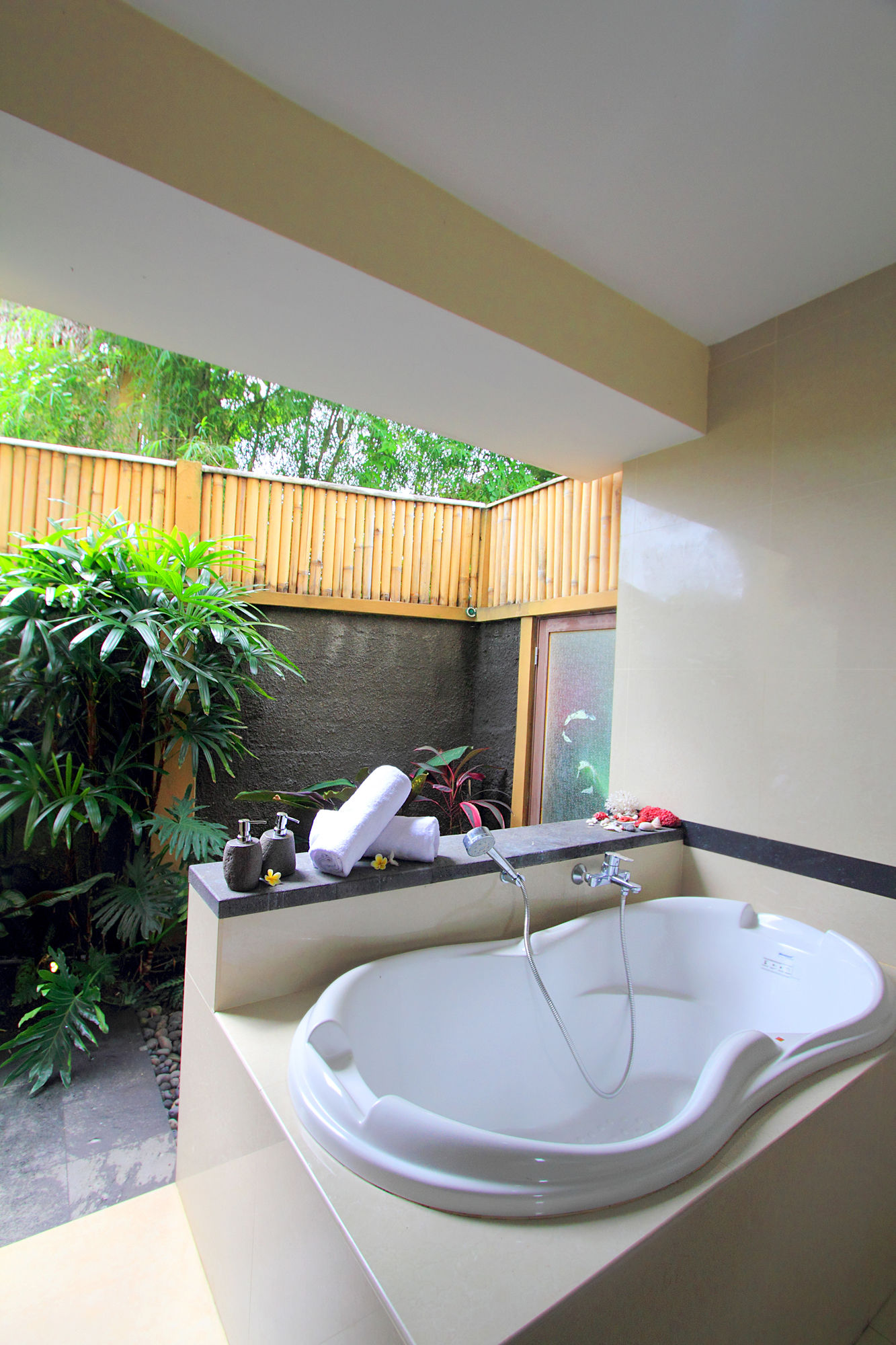 Фото Kadiga Villas Ubud