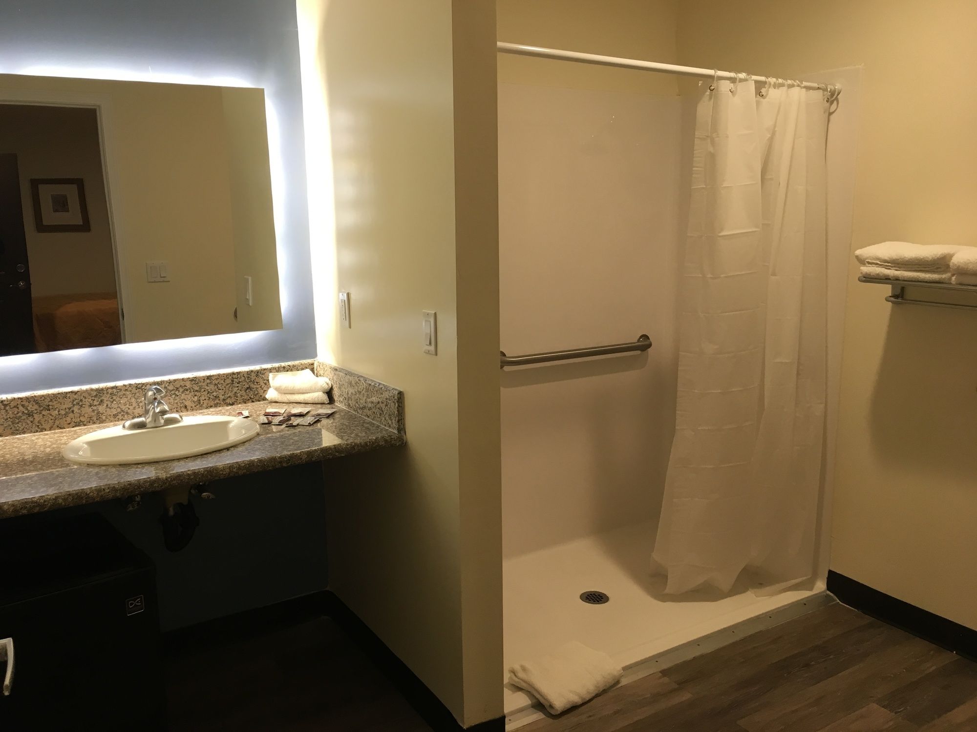 Фото Lincoln Park Motel