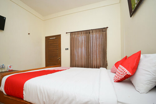 Гостиница Oyo 1483 Hotel Bumi Bermi Permai