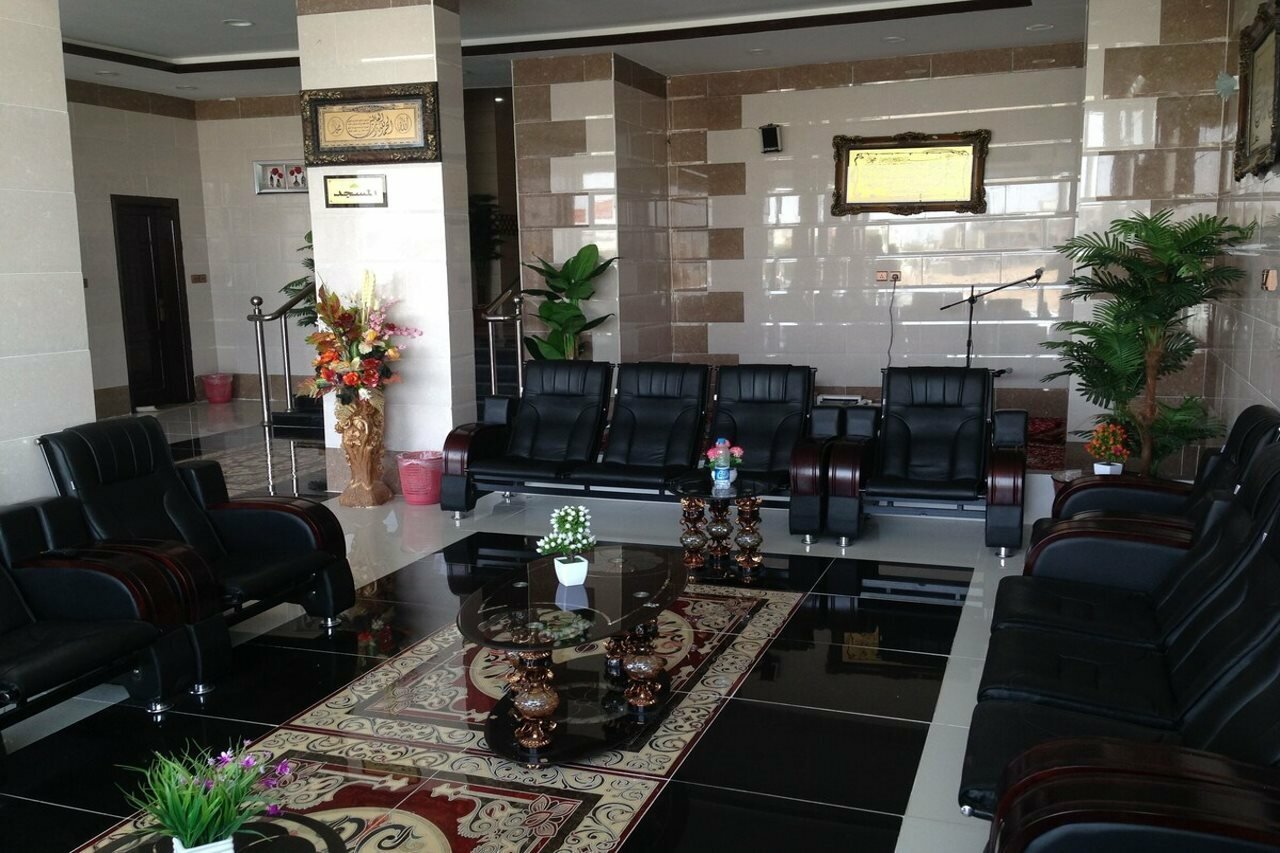 Фото Al Eairy Furnished Apartments Tabuk 2