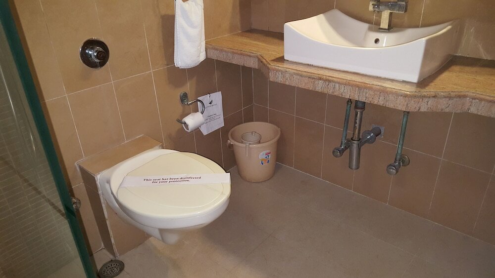 Фото Lytton Hotel