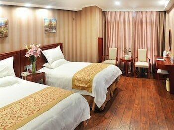 Фото GreenTree Inn Changzhou Chunqiuyancheng Hutang Textile City Hotel