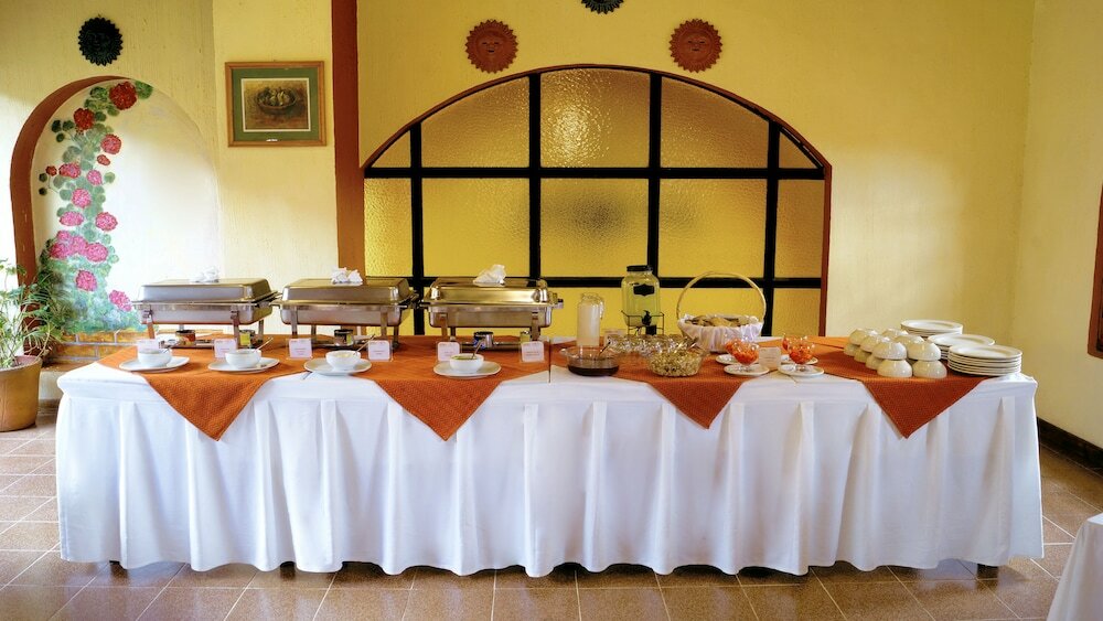 Фото Capital O Hotel Rincon Del Arco