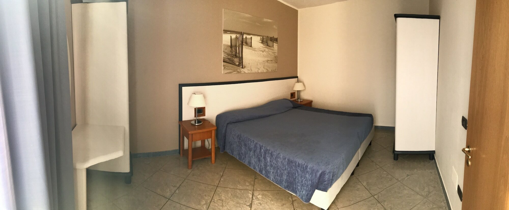 Фото Continental Resort