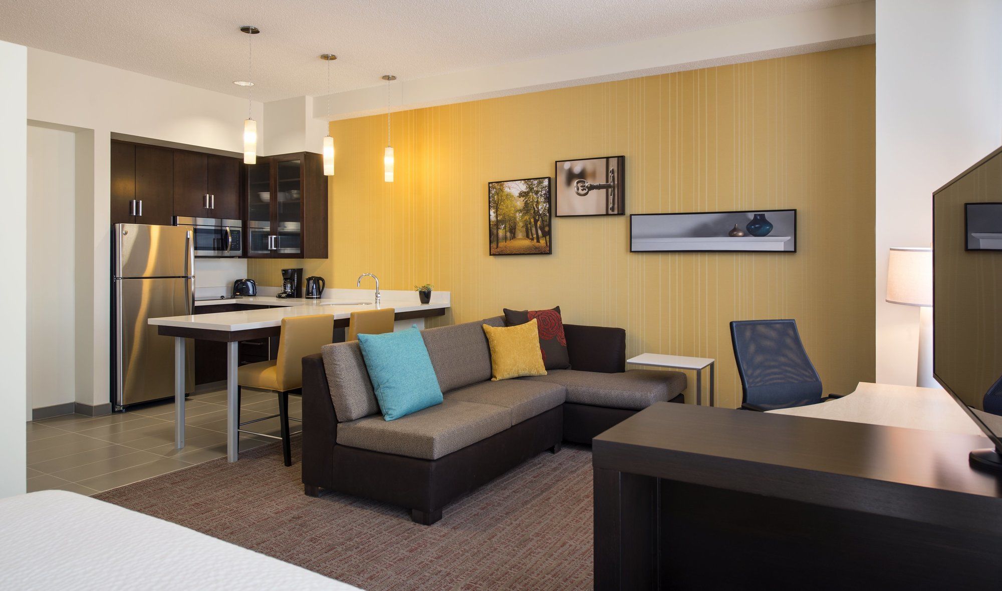 Фото Residence Inn by Marriott Calgary South