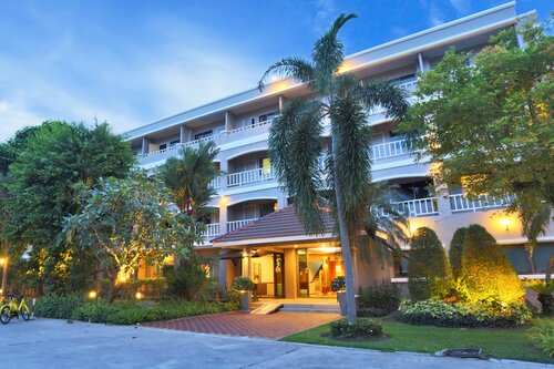 Гостиница Patra Mansion  на Пхукете