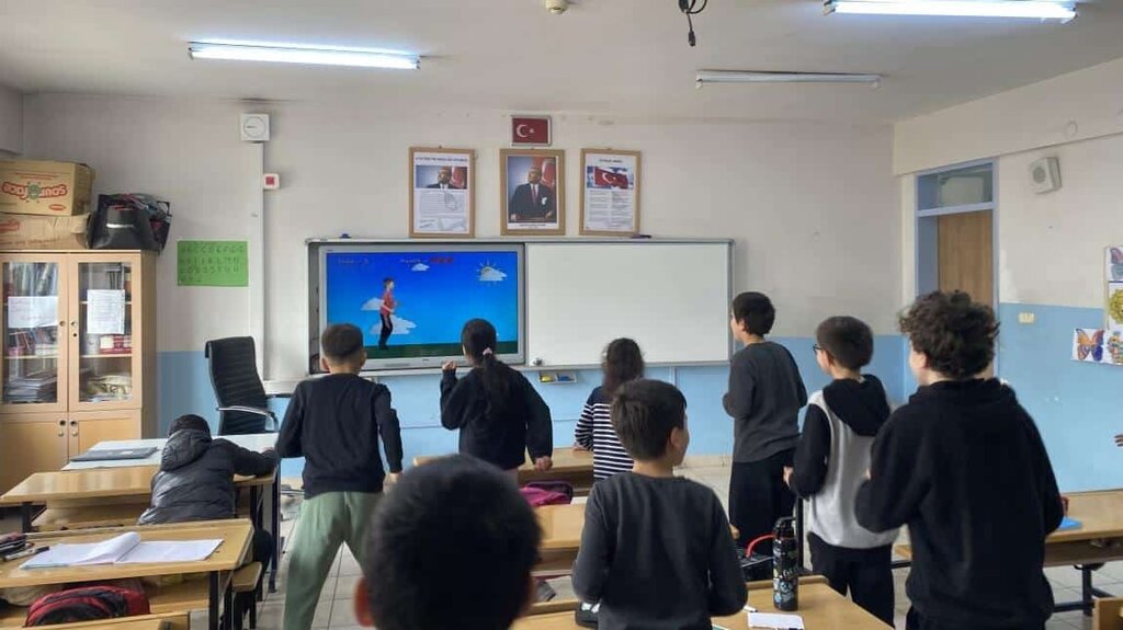 School Kartaltepe Middle School, Karabuk, photo