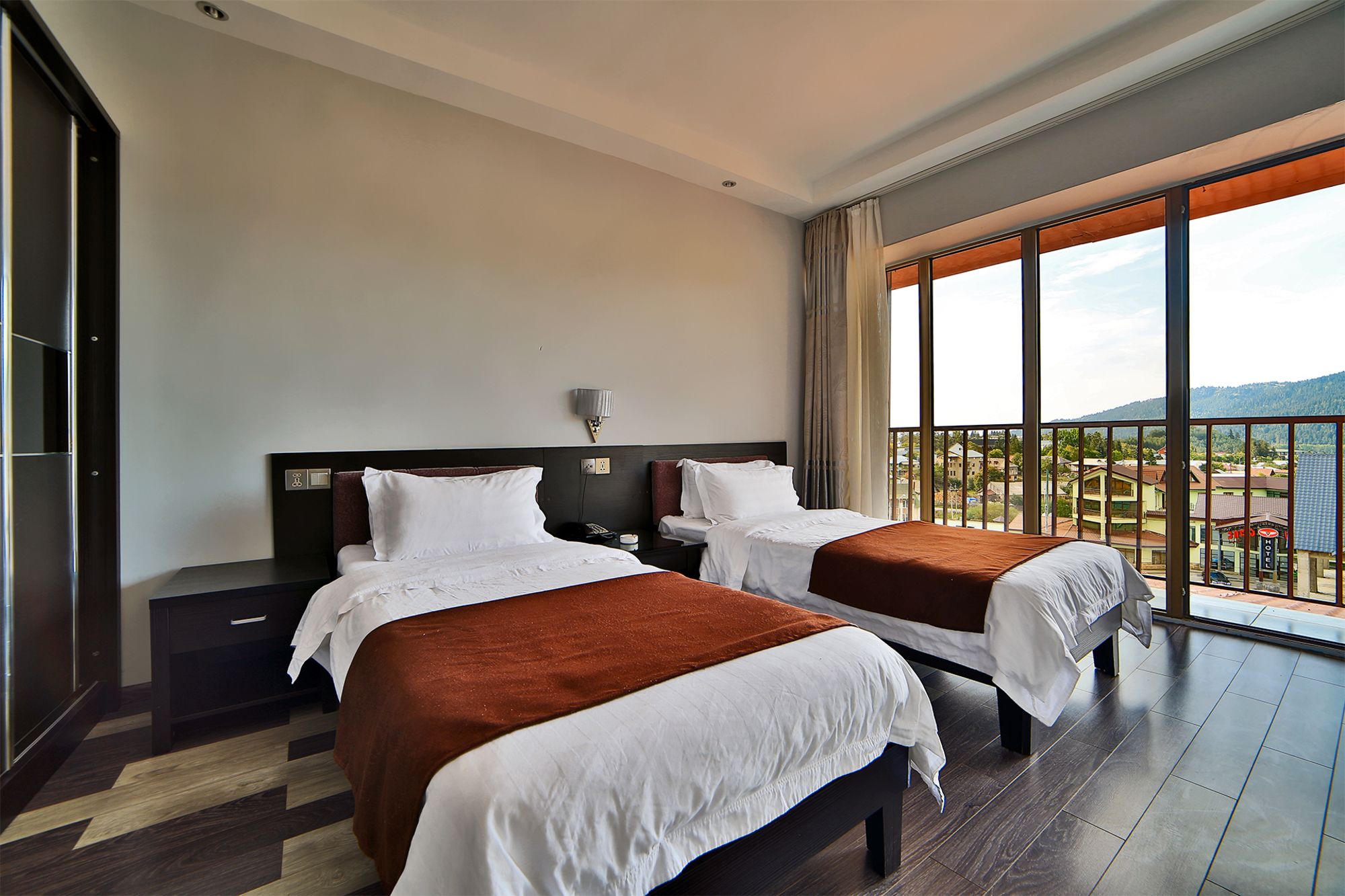 Фото Hotel Snow Plaza