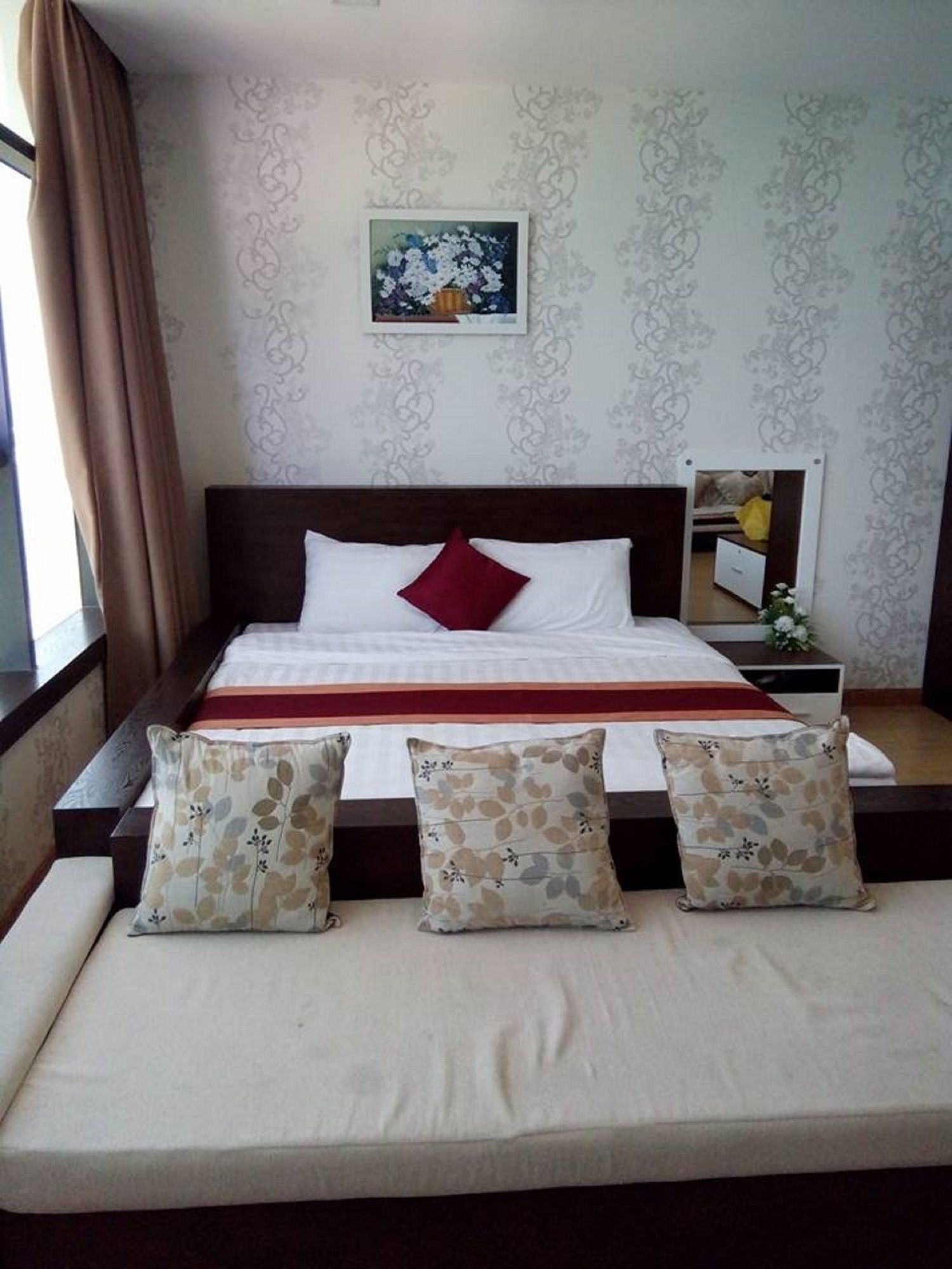 Фото Beach Front Apartment