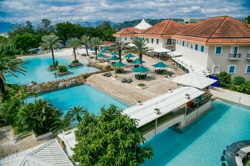 Гостиница Subic Bay Yacht Club в Олонгапо