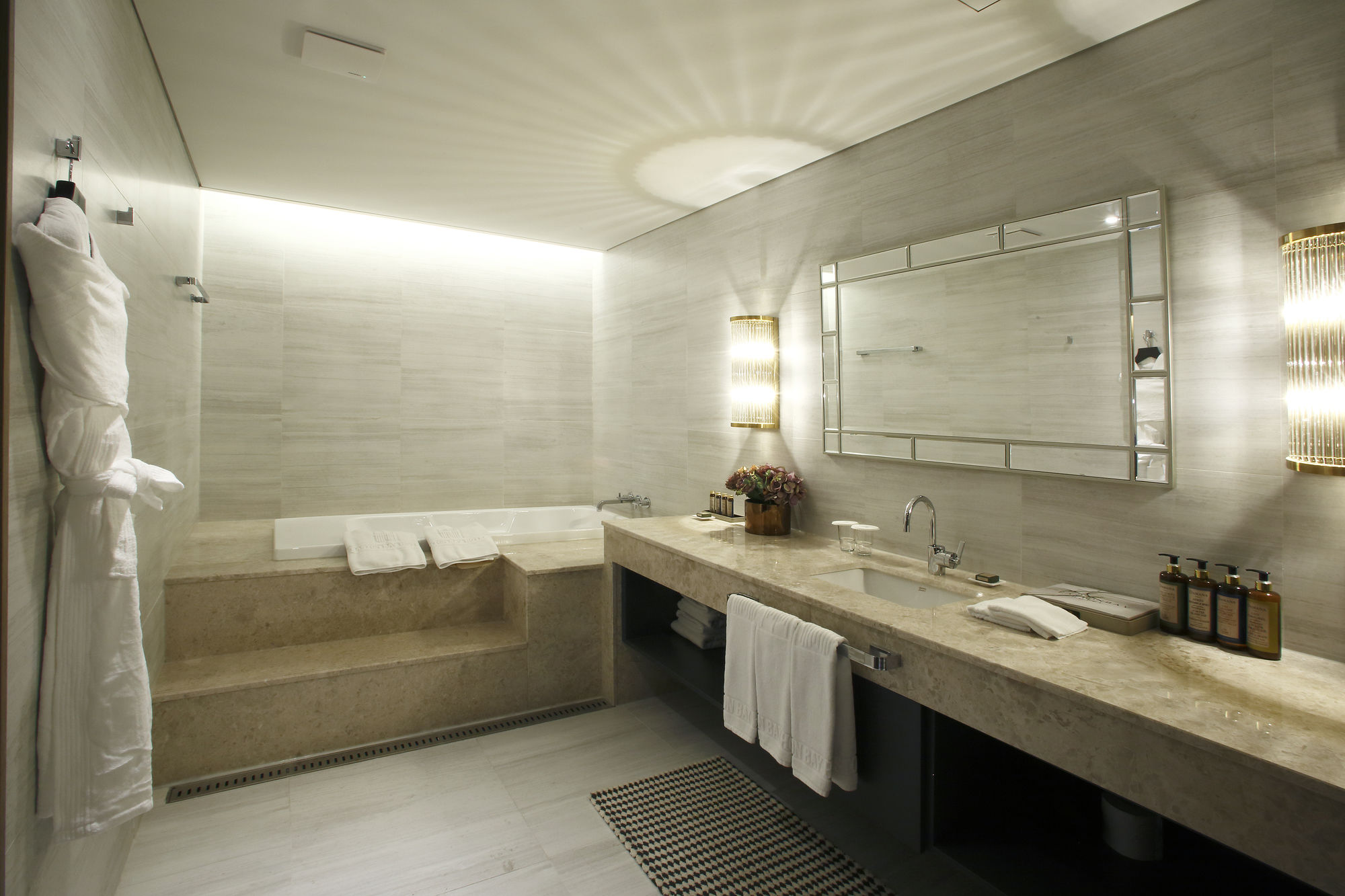 Фото Busan Eastonbay hotel