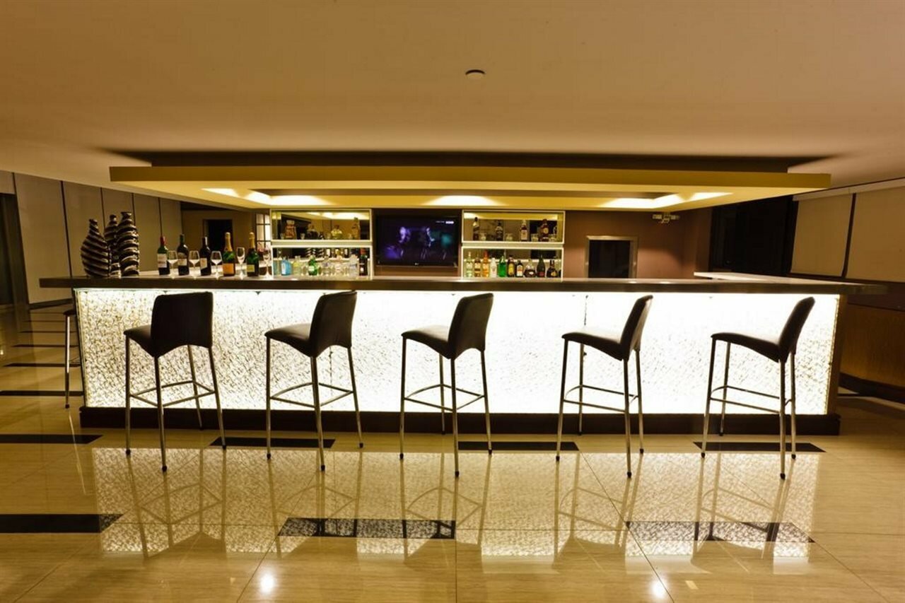 Фото Ramada by Wyndham Manila Central