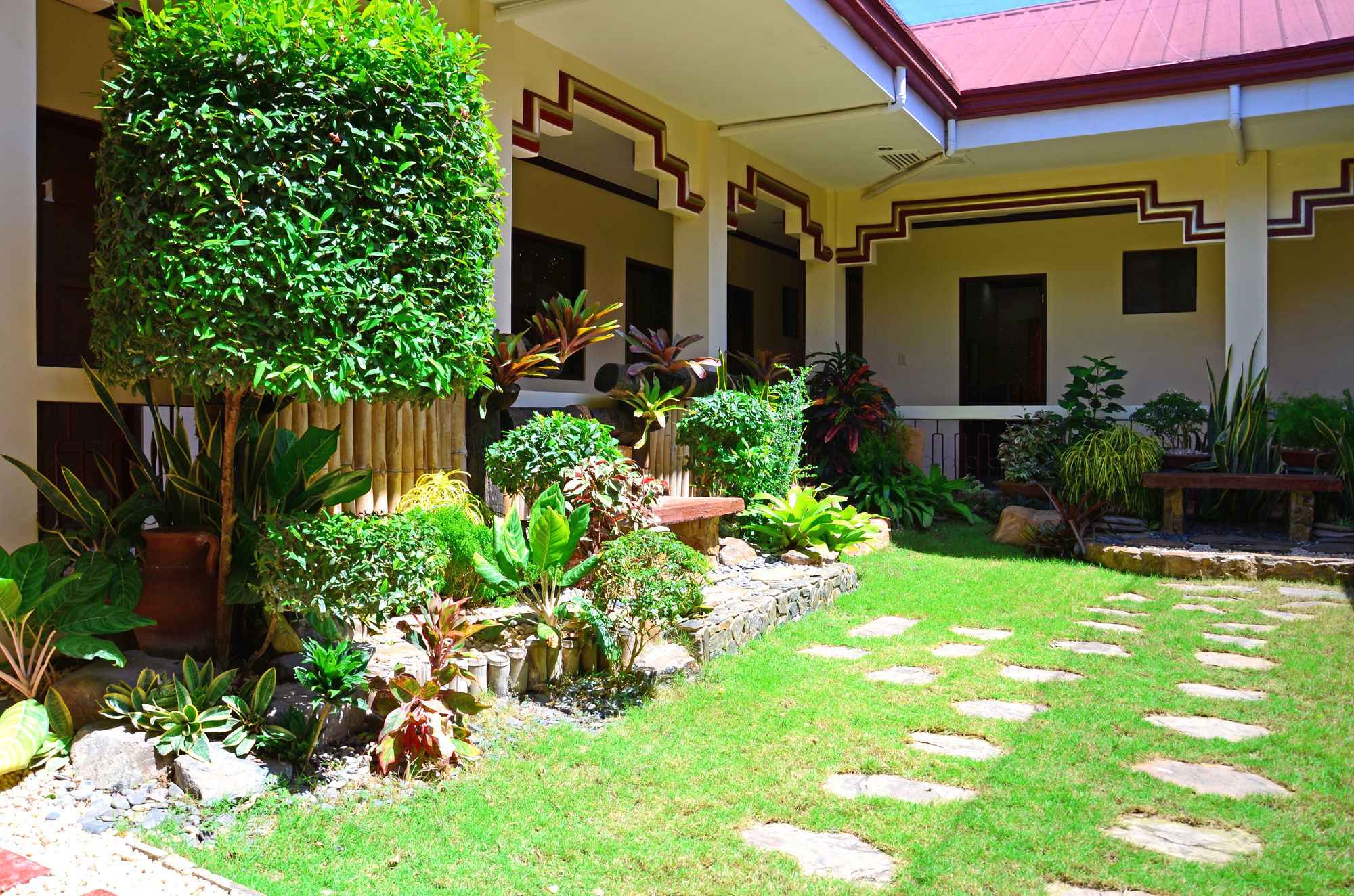 Фото отеля 3