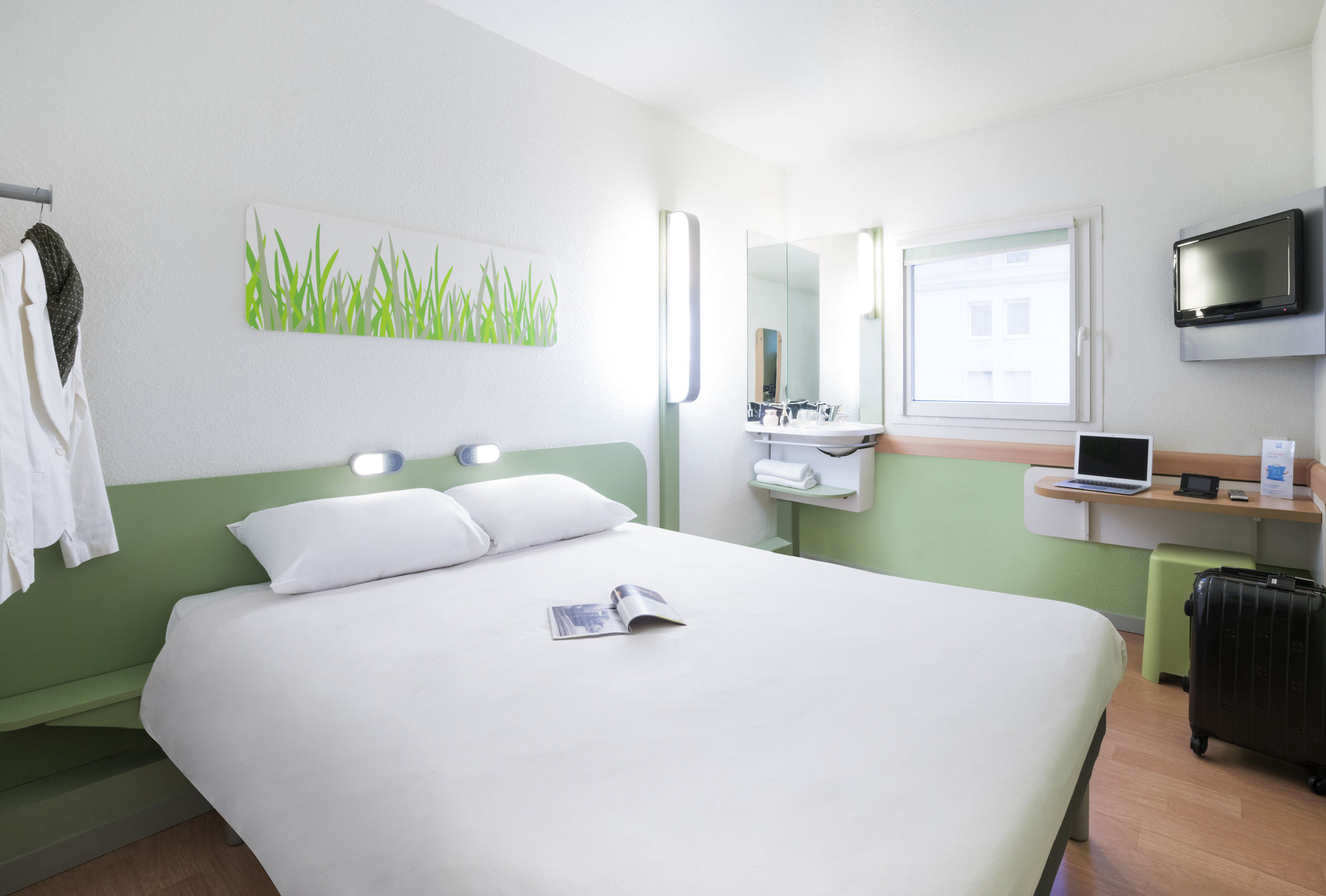 Фото Ibis budget Paris Porte de Montmartre