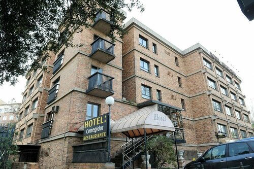 Гостиница Hotel Corregidor в Сеговии