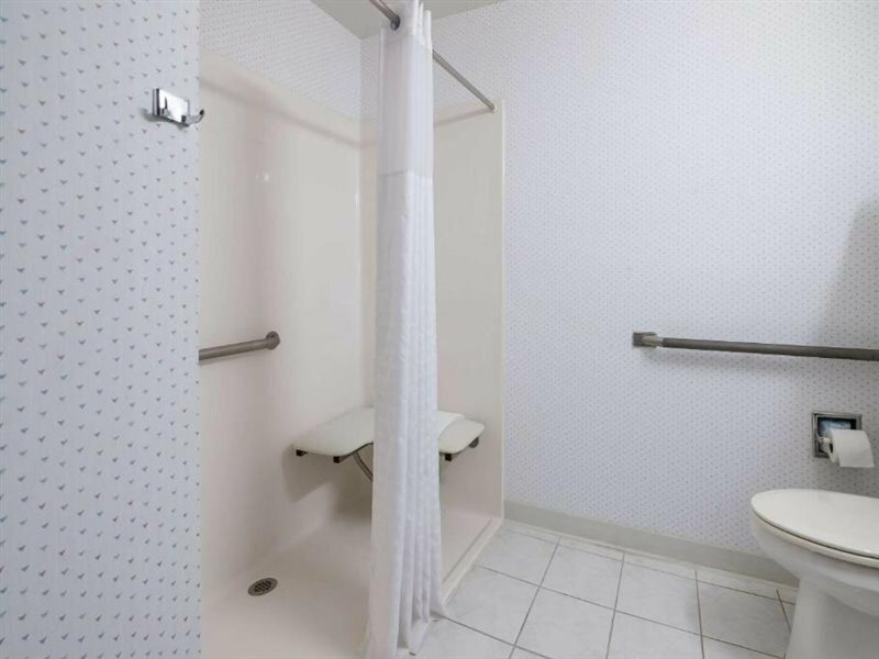 Фото Rodeway Inn Urbana Champaign University Area